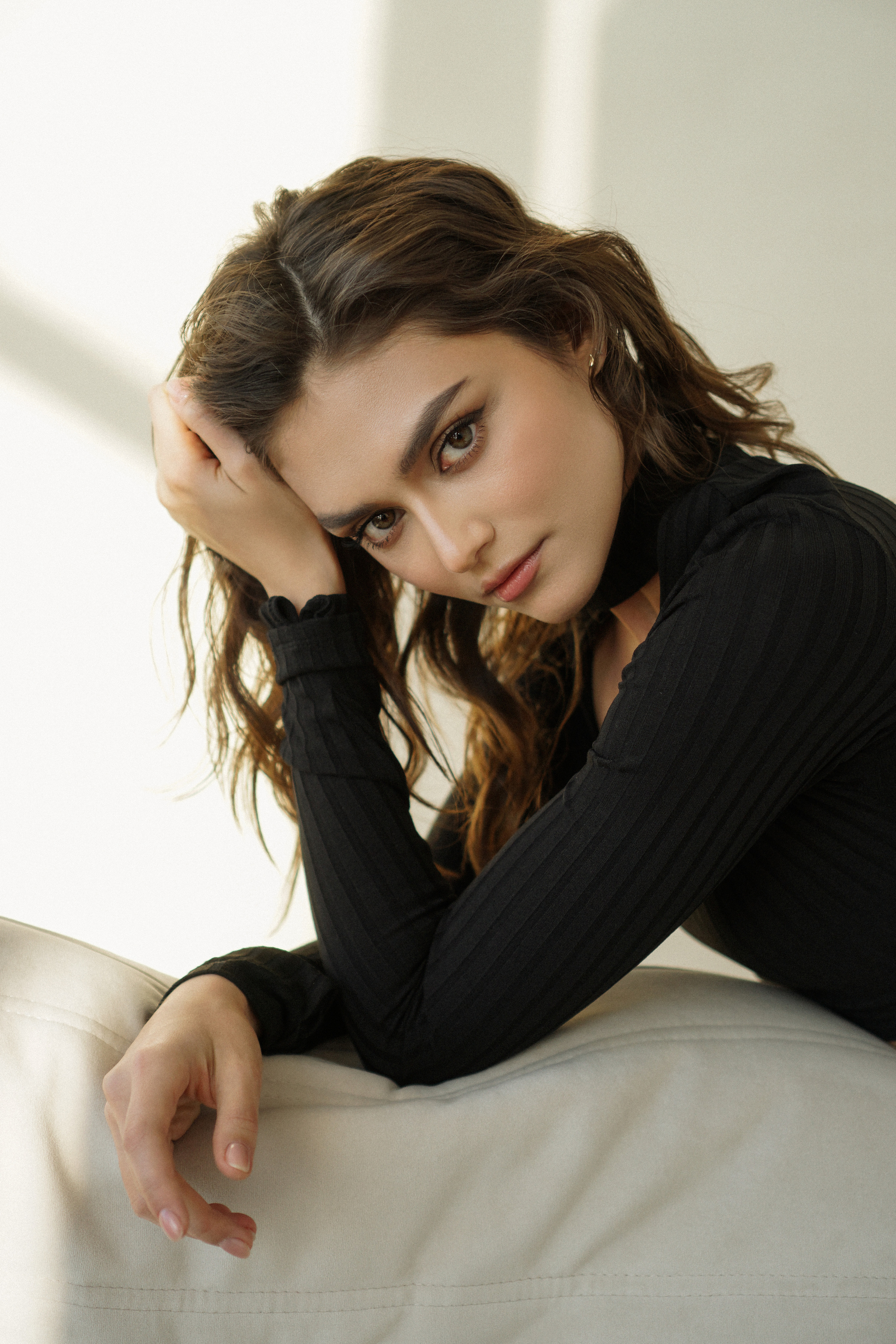 Яна. Главная