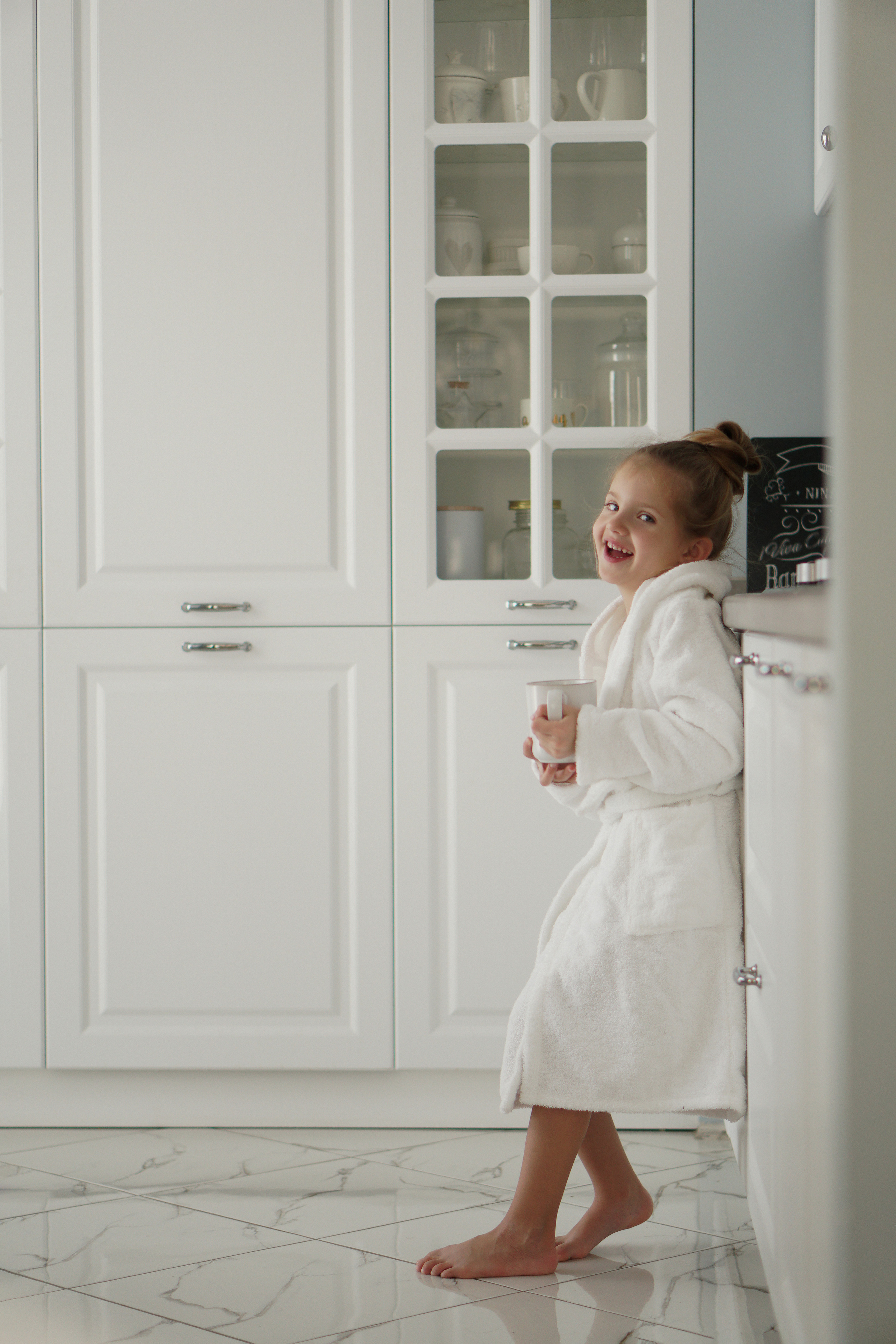 Костя, Таня и Лизи. Главная