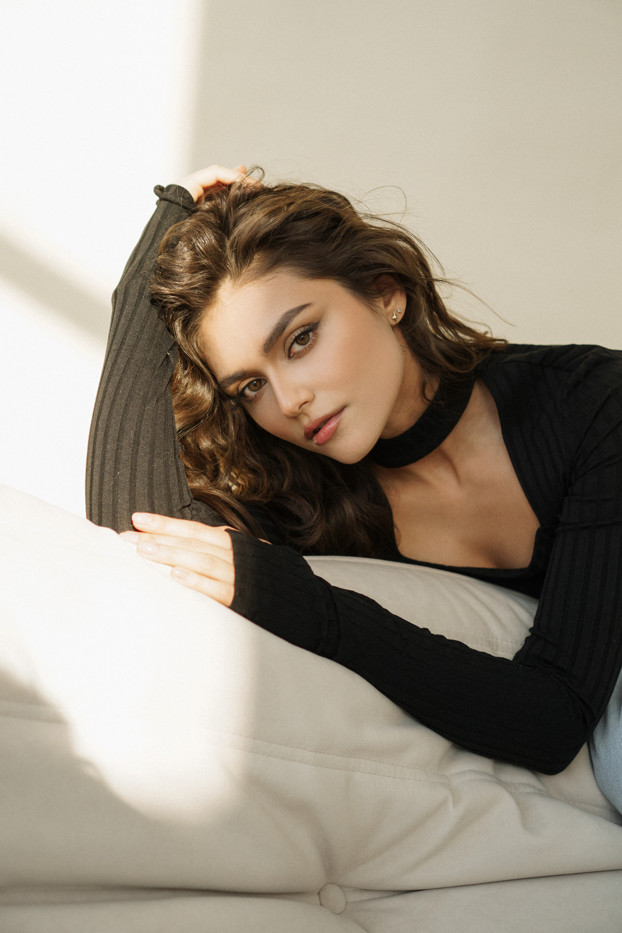 Яна. Главная