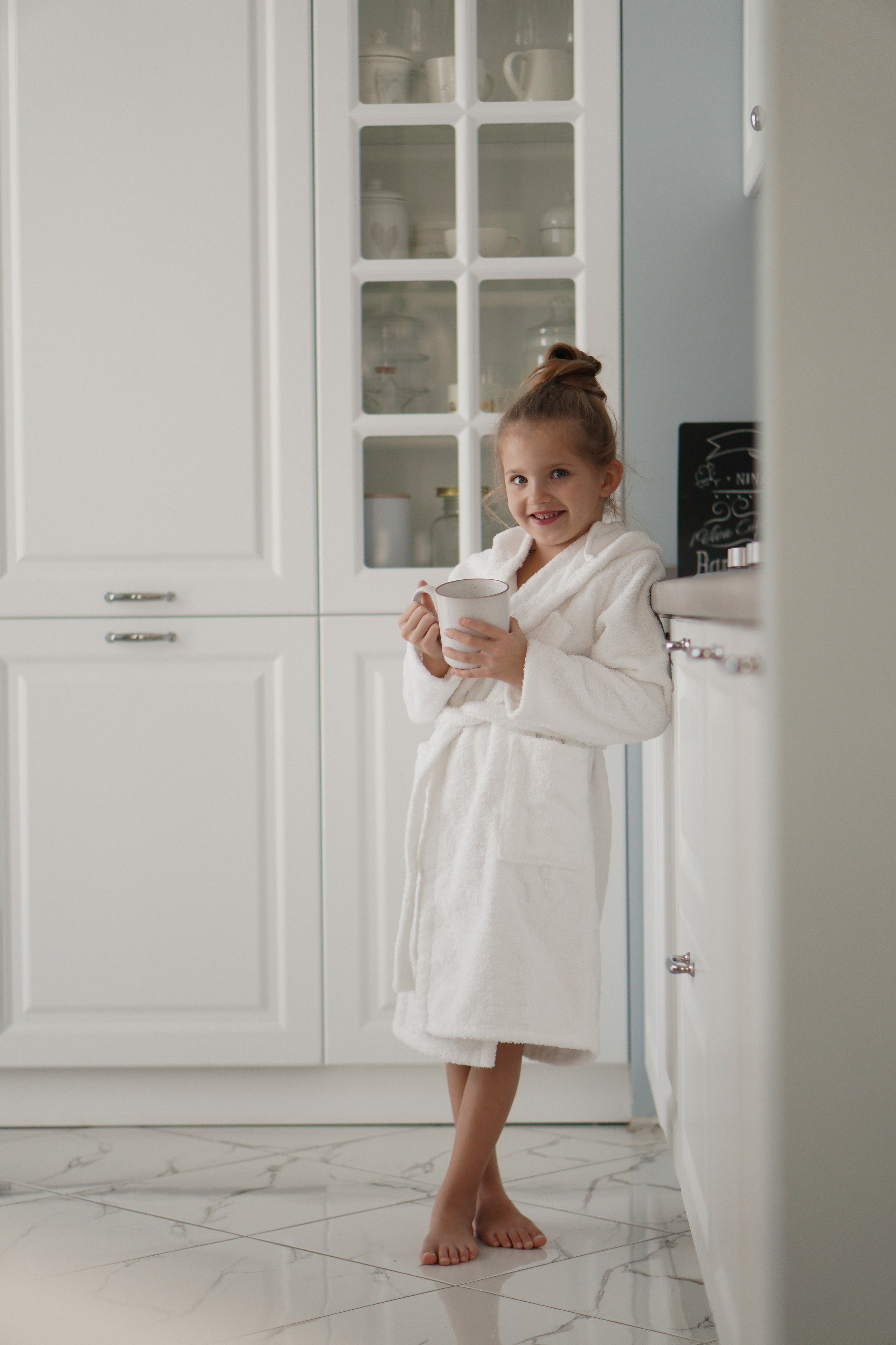 Костя, Таня и Лизи. Главная