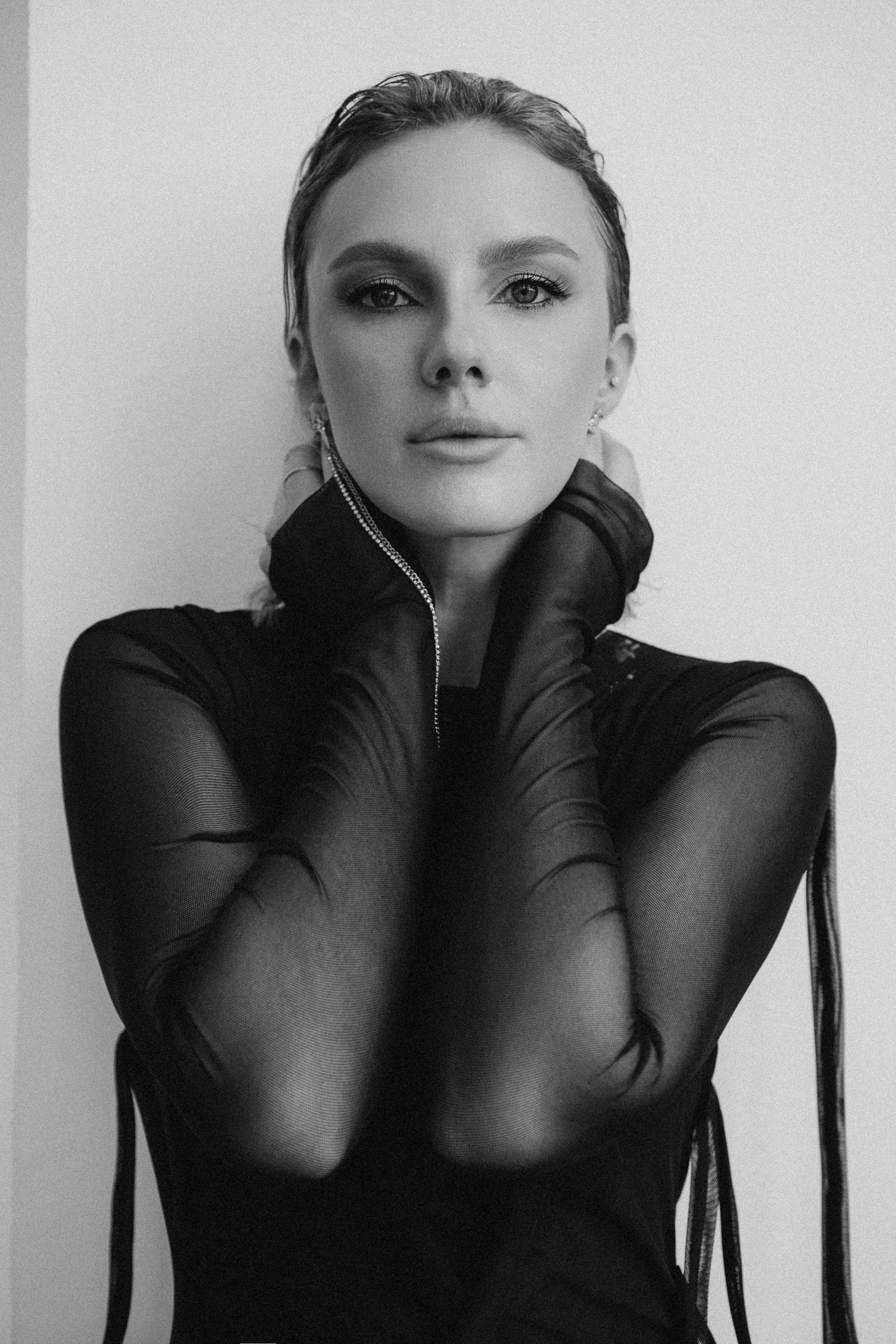 Юля. Главная