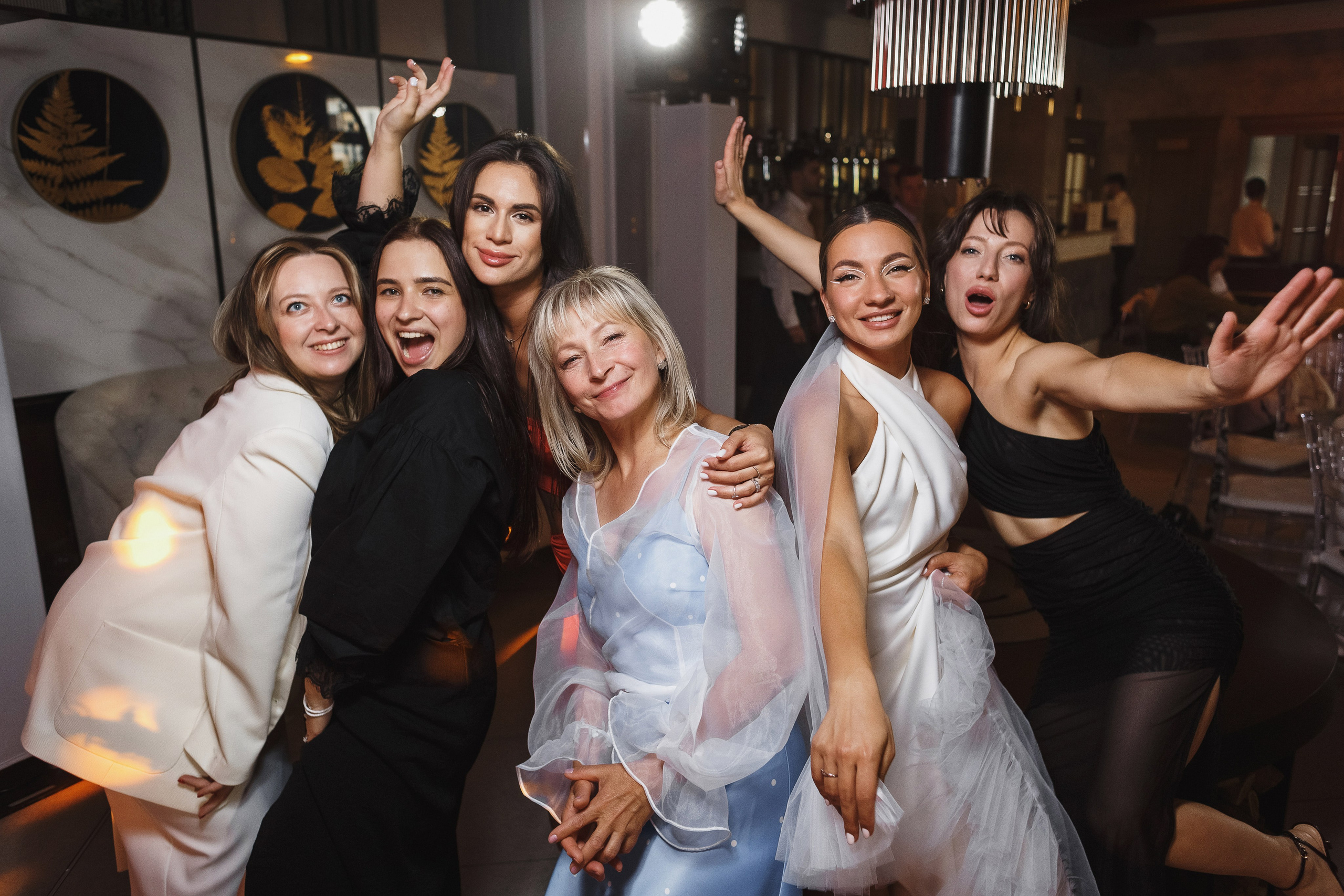 Свадебный фотограф в Таганроге — съёмка Дениса и Маши в Golden Horse | Бакарюк Антон. Свадебный и семейный фотограф в Таганроге Бакарюк Антон