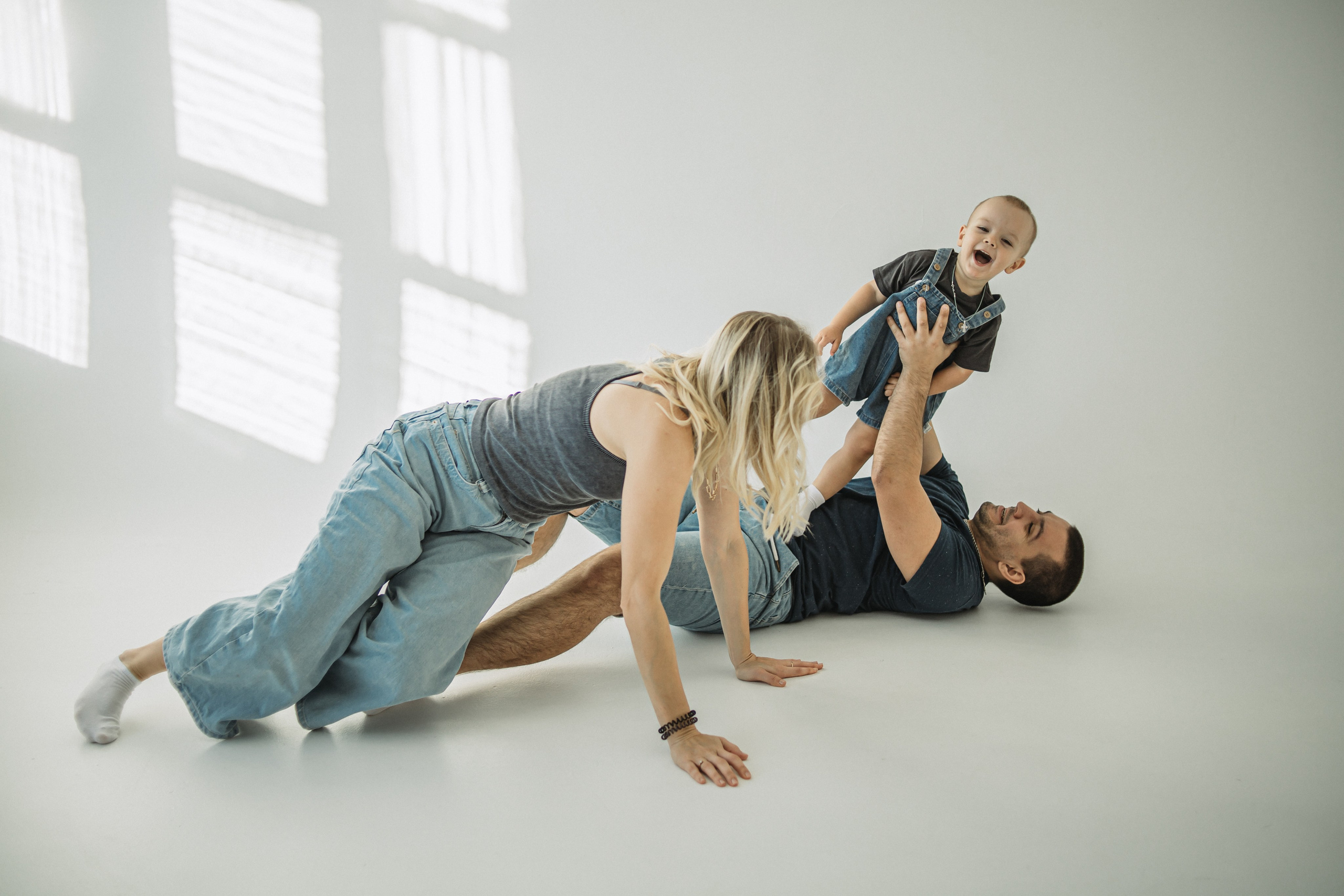 Евгений, Валерия, Макар. Фотограф Регина Крикунова г. Красноярск