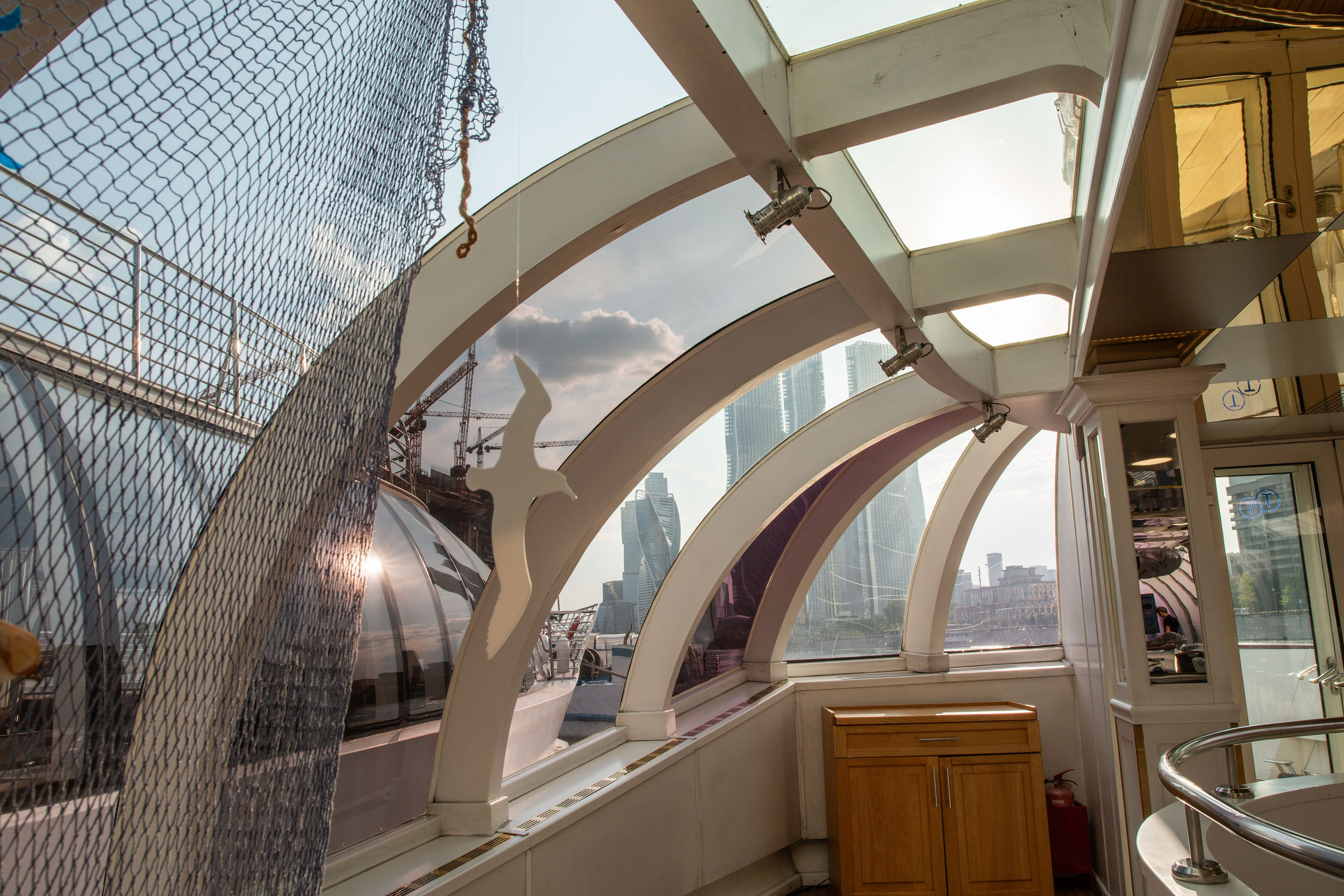 Dubai Vibes Intourist Cruise Party. Семейный и детский фотограф Анна Петракова