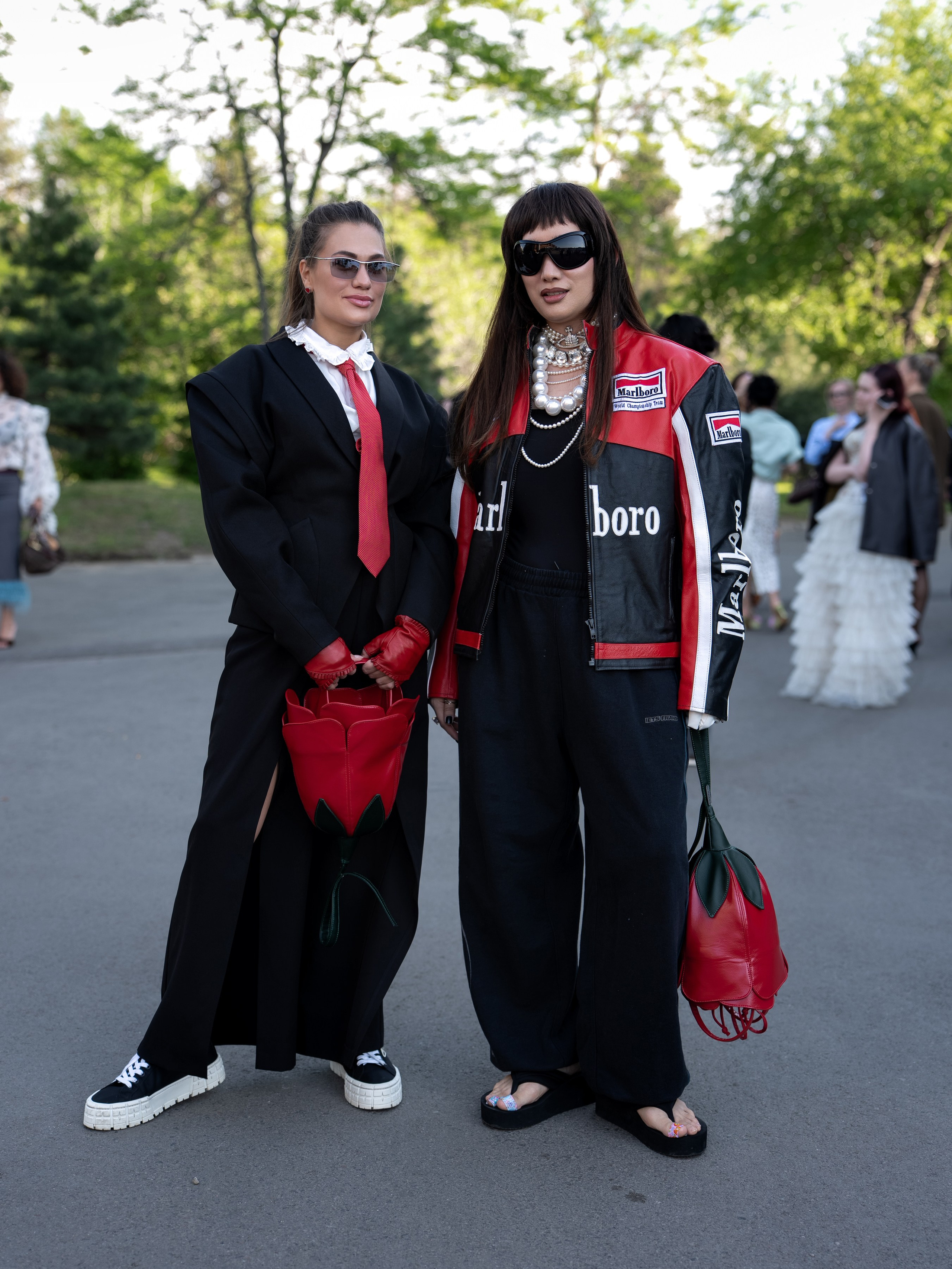 Visa Fashion Week Almaty Pre-Fall 2026 April StreetStyle Day 2. Сайт Алматинского НЮ АРТ, будуар и фэшн фотографа Дениса Карпенко