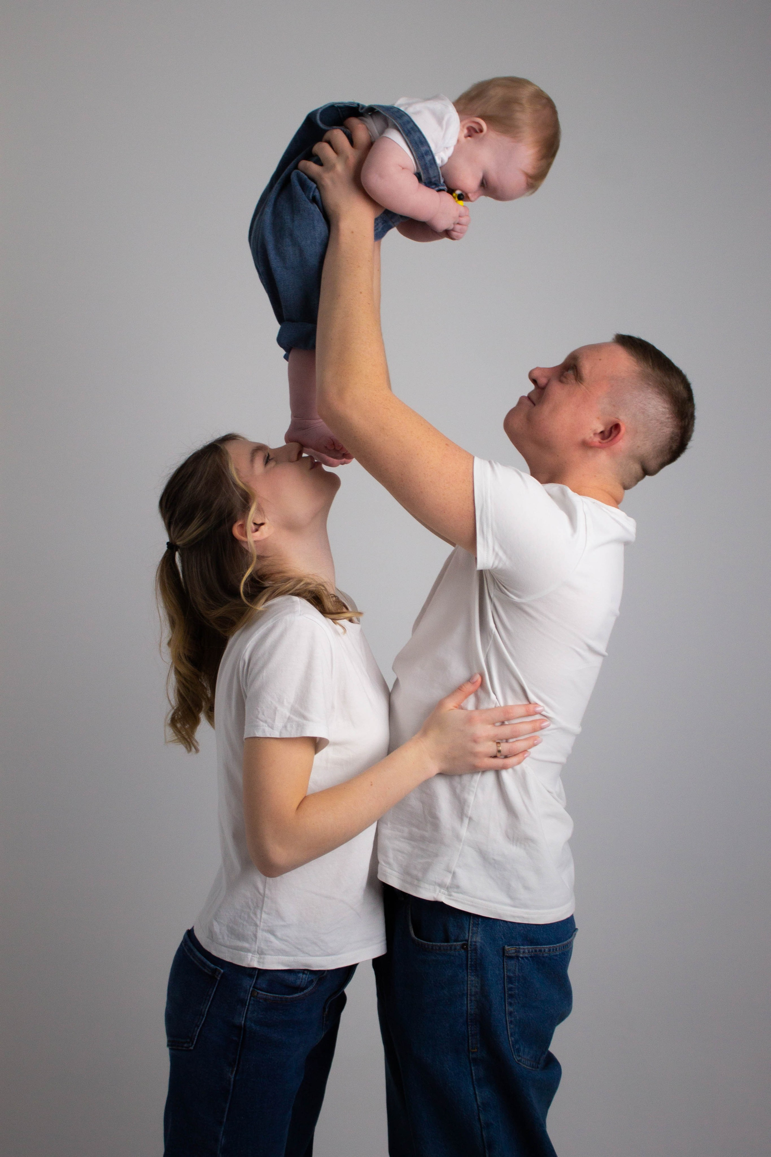 Семейные съёмки. Портретный и семейный фотограф в Новосибирской области. Работаю за улыбки клиентов :)