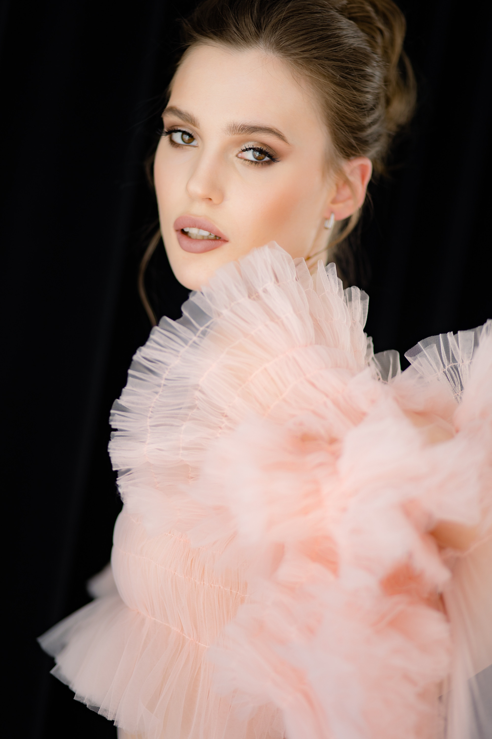 Работа команды визажистов. Корпоративный и репортажный фотограф Москва