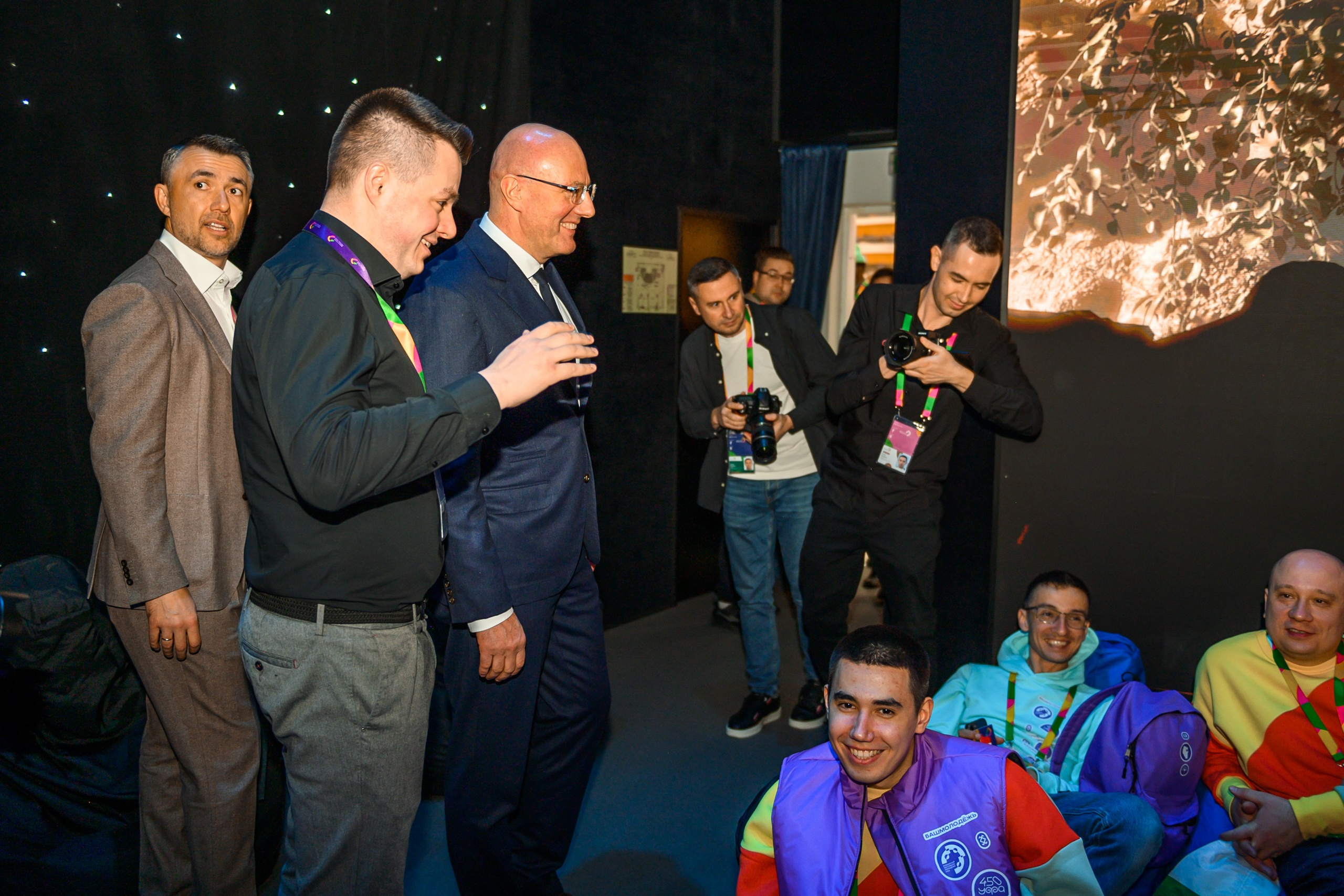 Всемирный фестиваль молодежи 2024. Свадебный и семейный фотограф София Невская