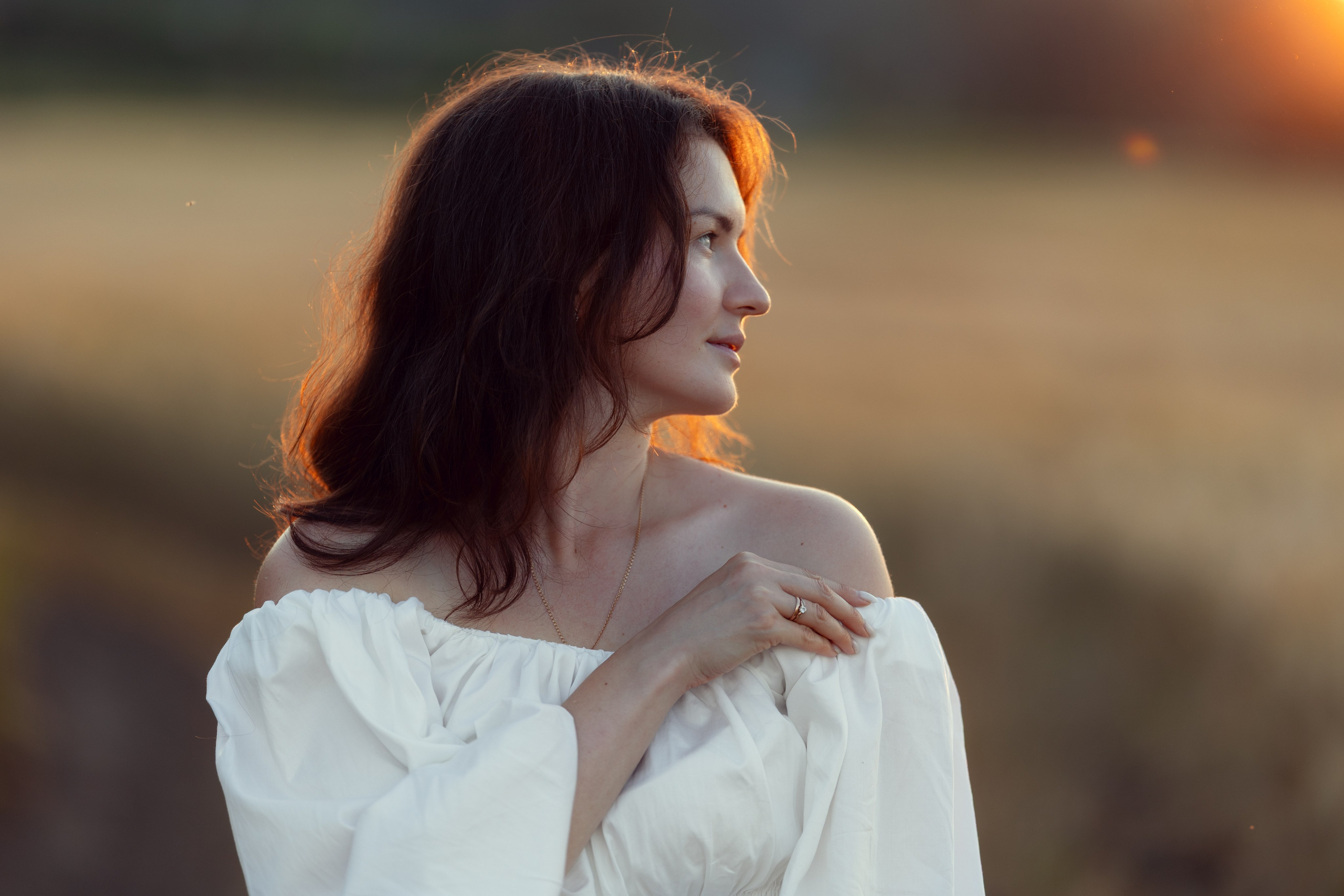 Лето в пшенице. Катя и Ульяша. Фотограф Елена Бабушкина