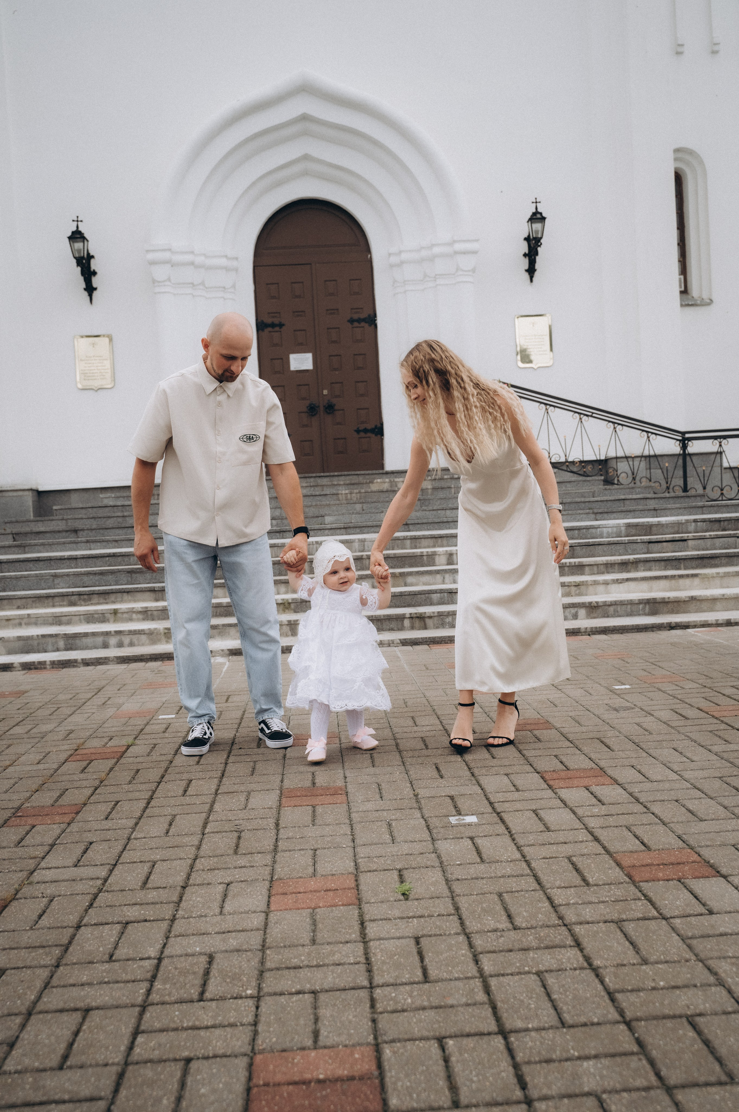 Крещение Владиславы (Криптовый храм в честь собора Новомучеников и Исповедников земли Белорусской). Семейный фотограф в Минске Дарья Дреко