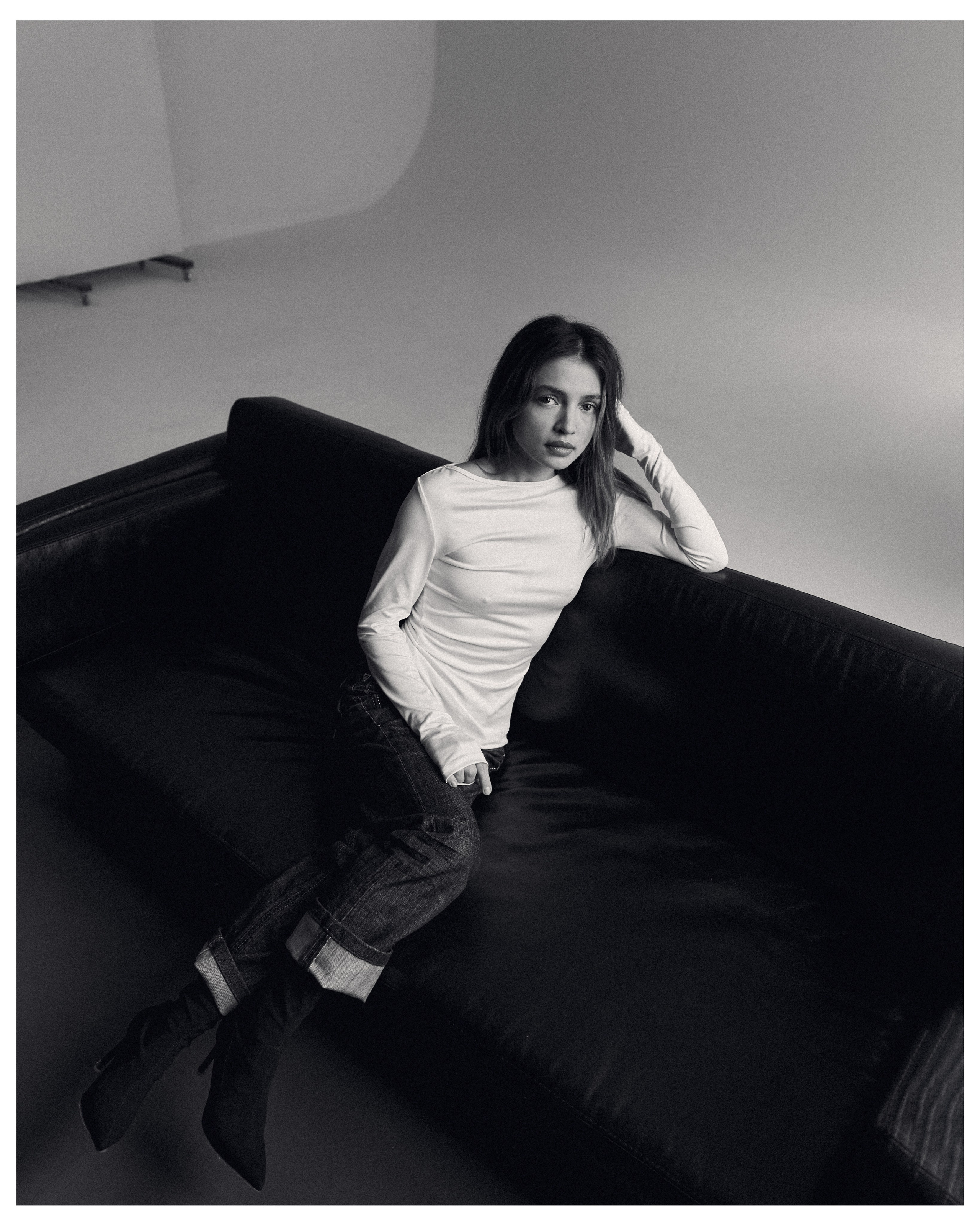 Individual in the studio. Fotographer in Vienna Ksenia Mart