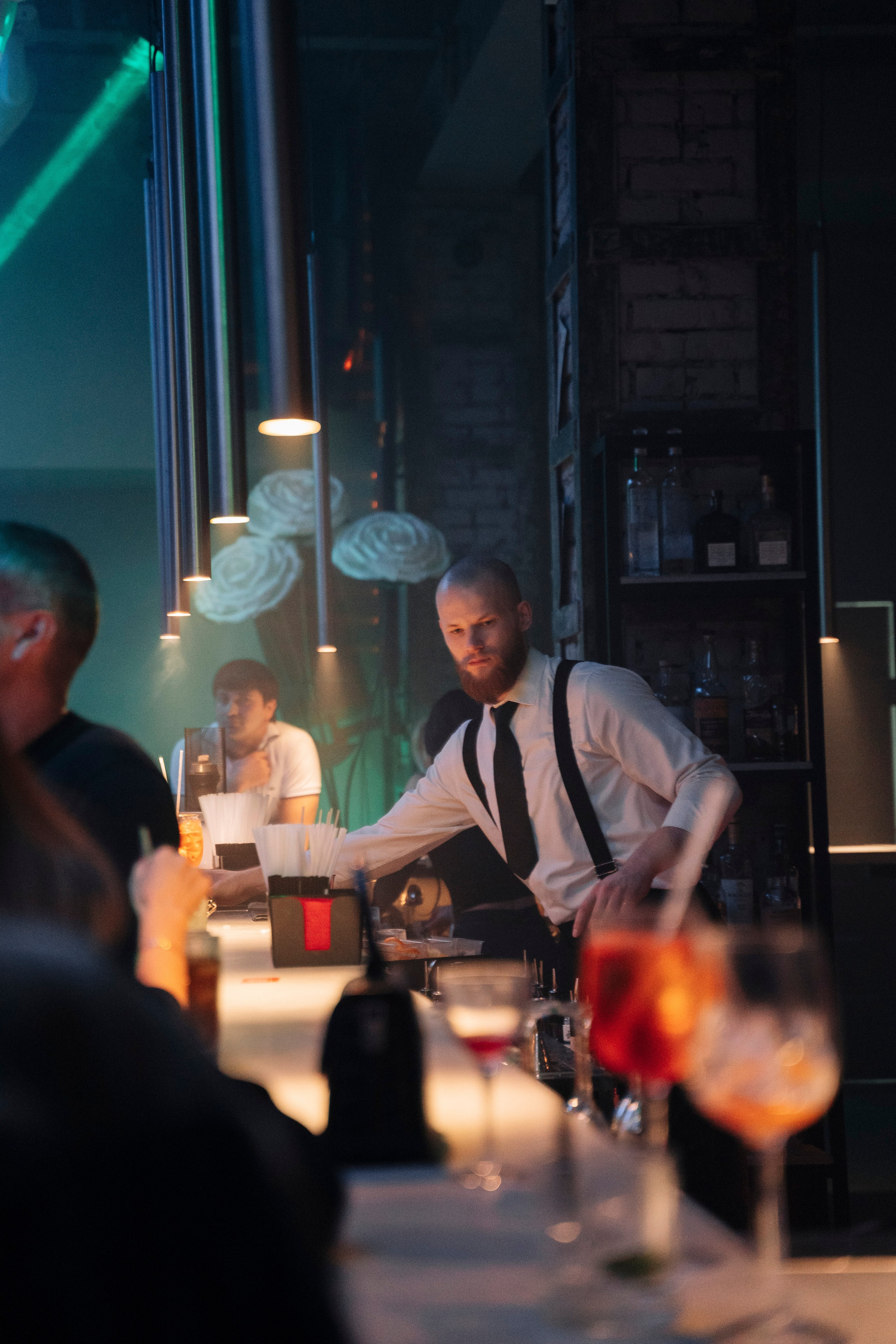 TONES. NIGHT VISION ФОТОГРАФЫ И ВИДЕОГРАФЫ СПБ