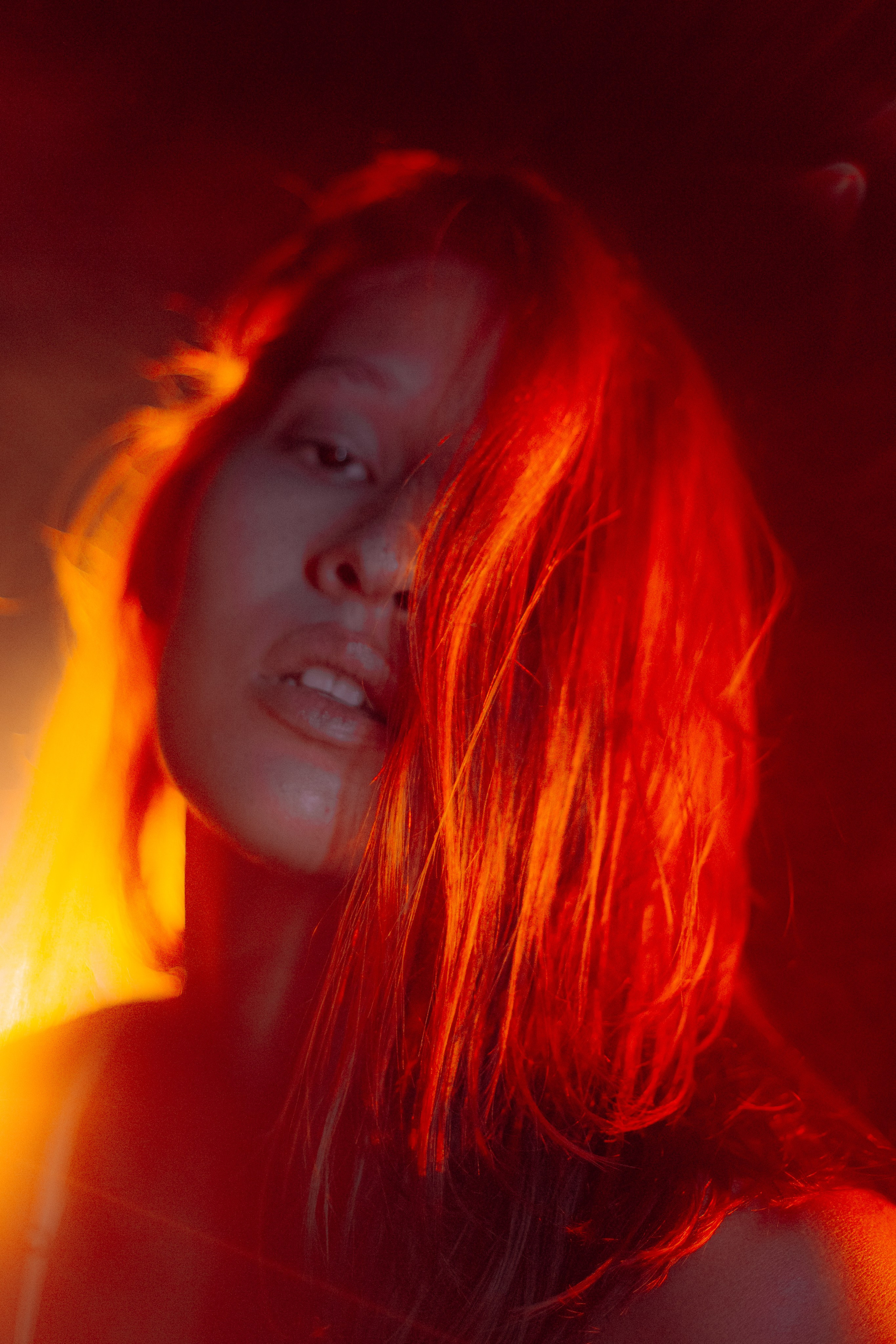 Танец огня. Арт-фотограф Крис Л. в Тобольске: портрет, семейные, свадьбы