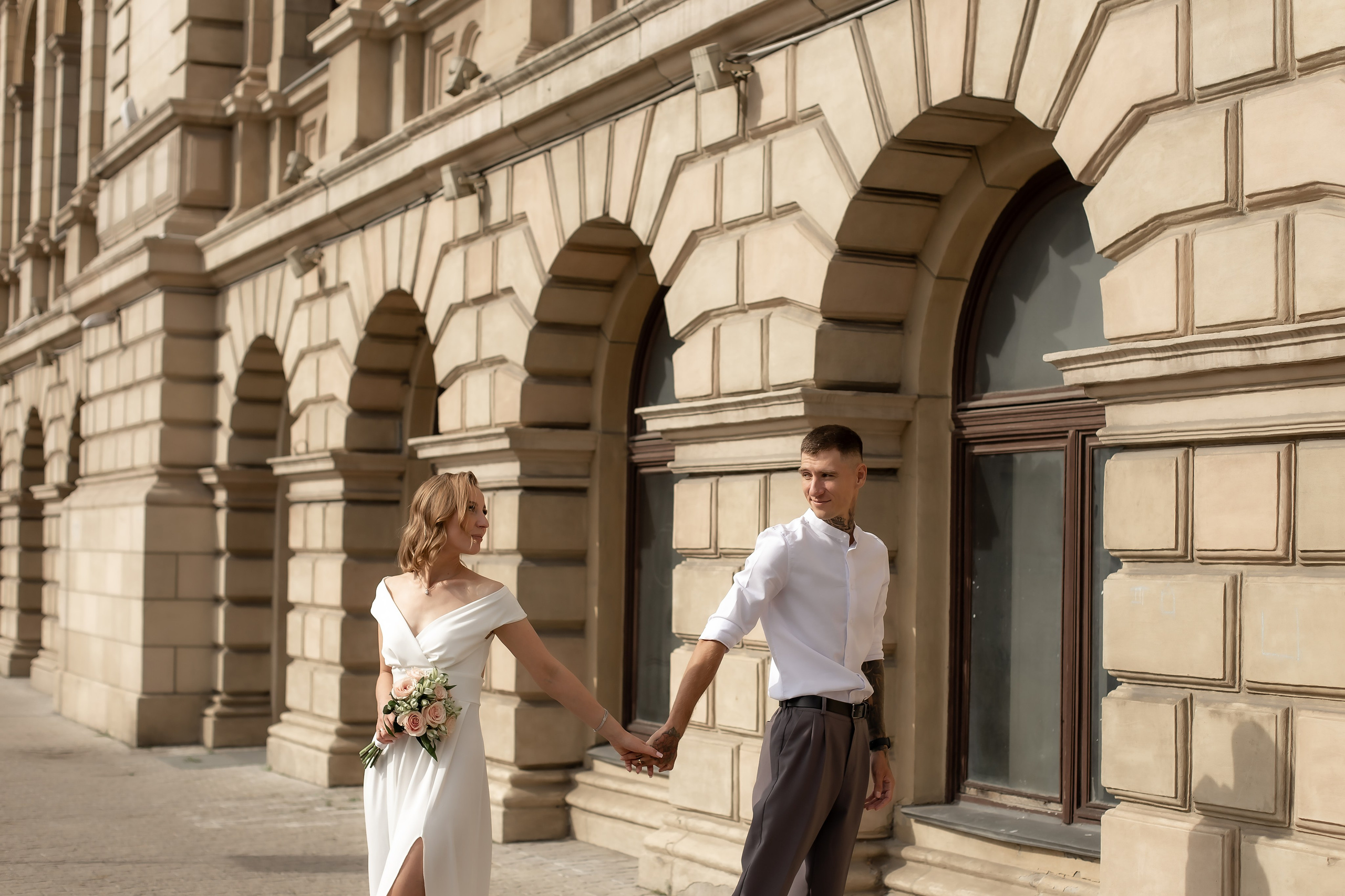 Саша и Вика. Биржевой сквер. Фотограф в Калининграде Решетникова Алина