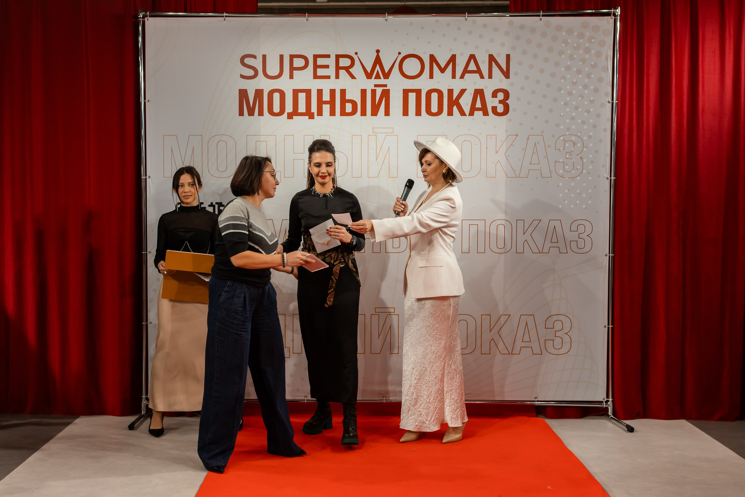 Показ проекта Super woman. Марина Шаймухаметова. Фотограф в Уфе