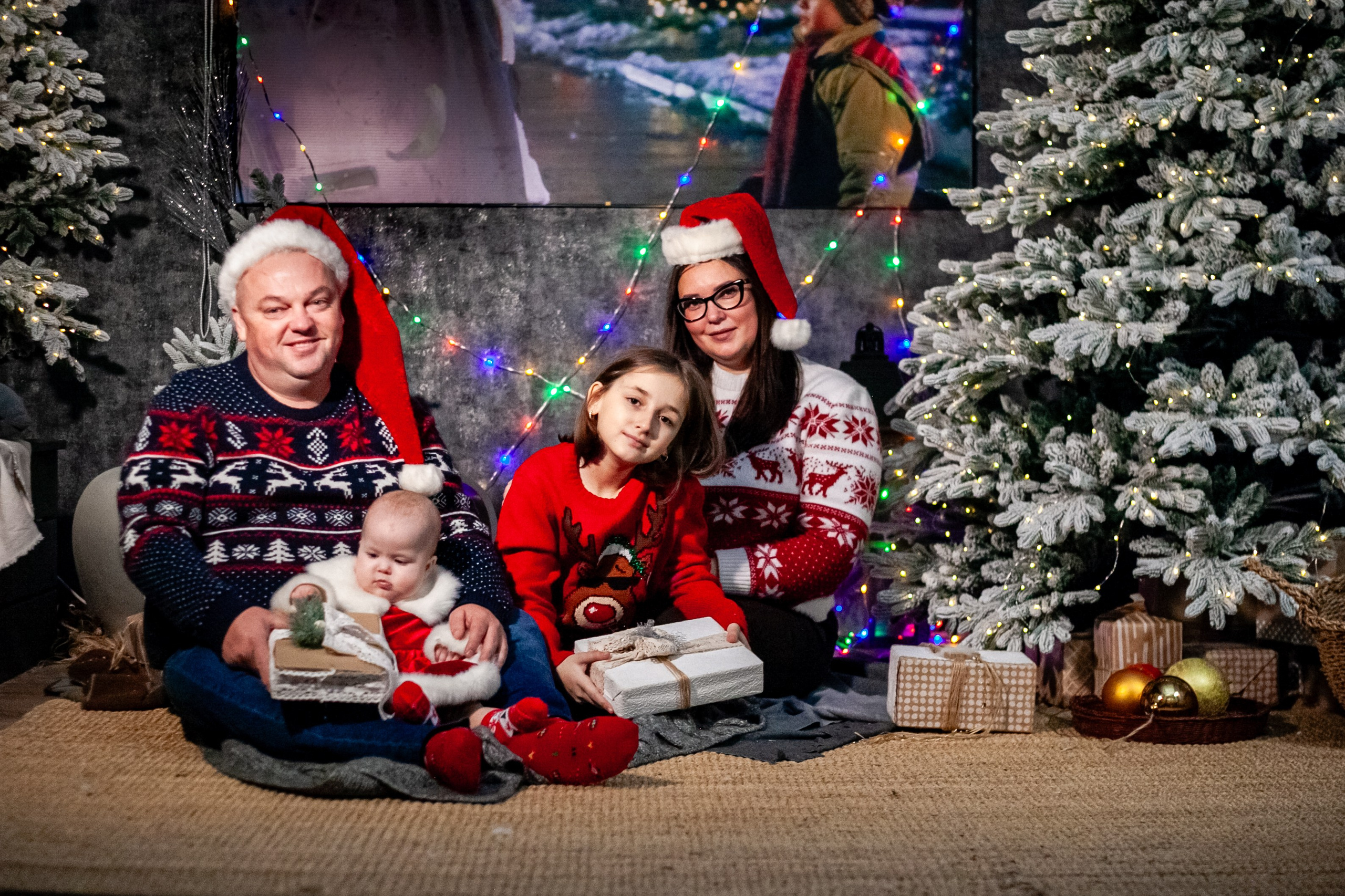 Ульяна и ее семья новый год 2024. Свадебный и семейный фотограф в Армавире