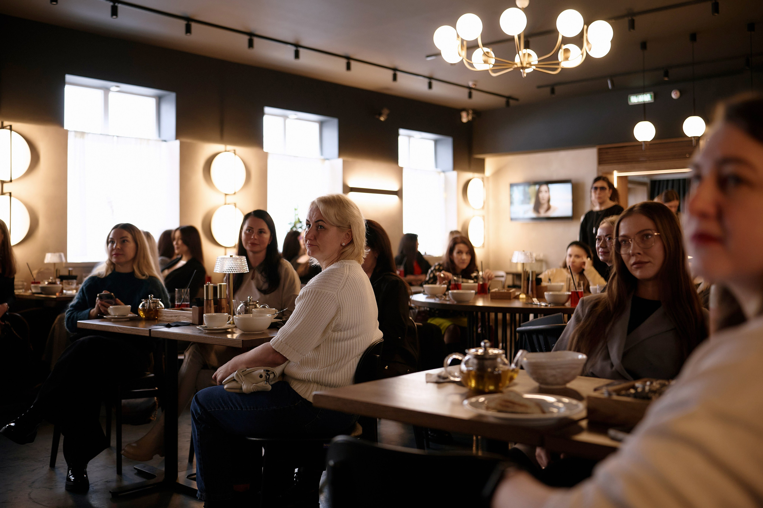 Бизнес завтрак. Ваш мультижанровый фотограф Александр Белов