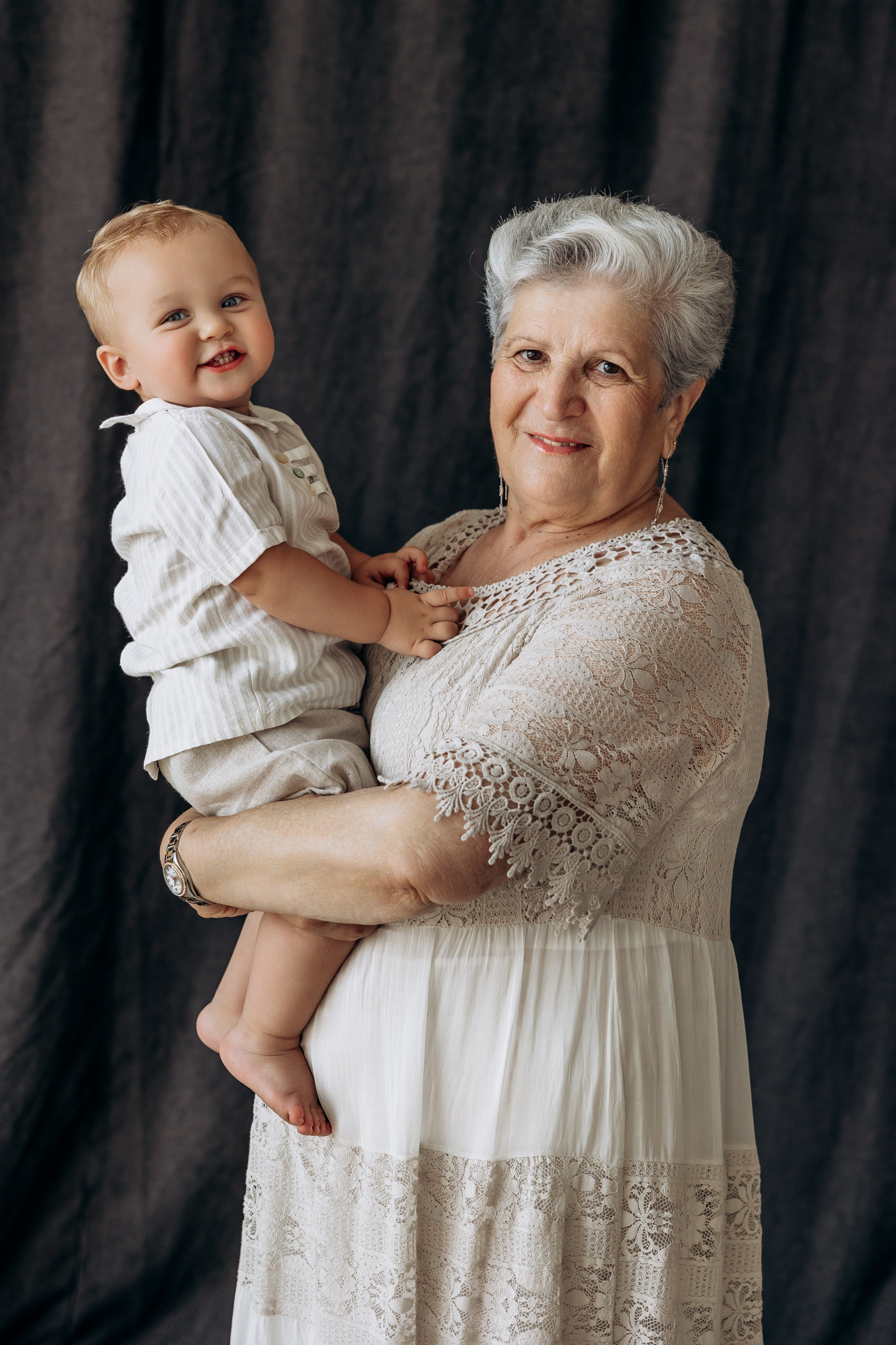 Анастасия и семья. Фотостудия Нюд. Фотограф в Калининграде свадебная фотография, репортажная, фотосессии