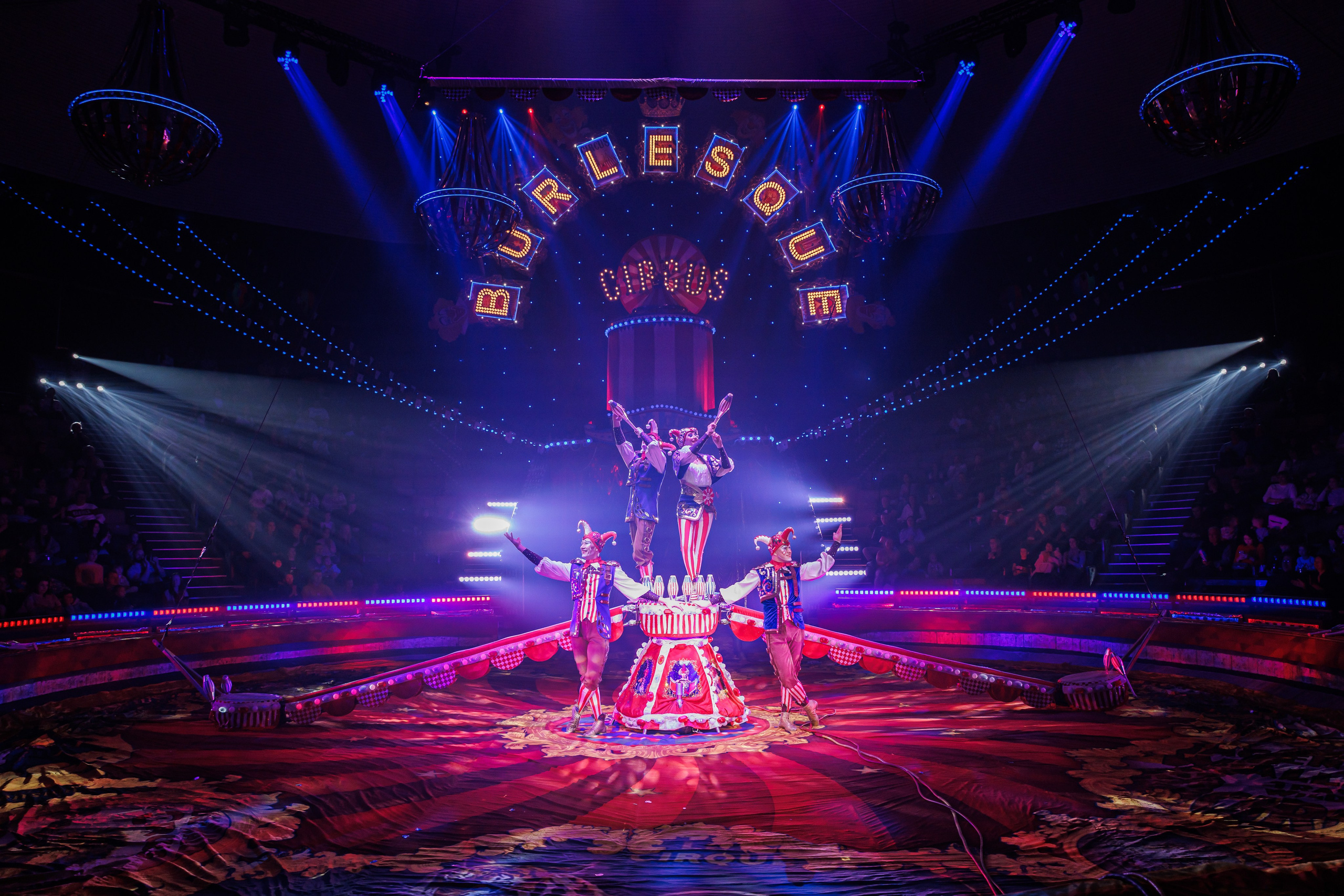 BURLESQUE. Андрей Черёмушкин | Репортажный Фотограф в Хабаровске