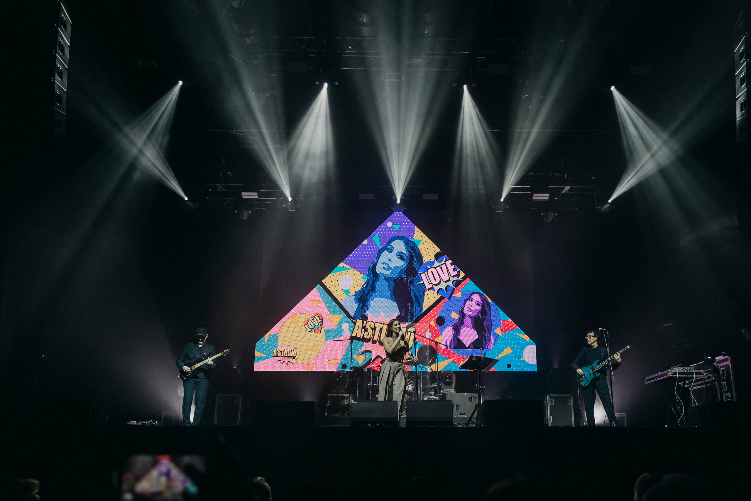 «A-Studio» 1930 club, Moscow. «Птичка на проводе»: информационный портал в Москве