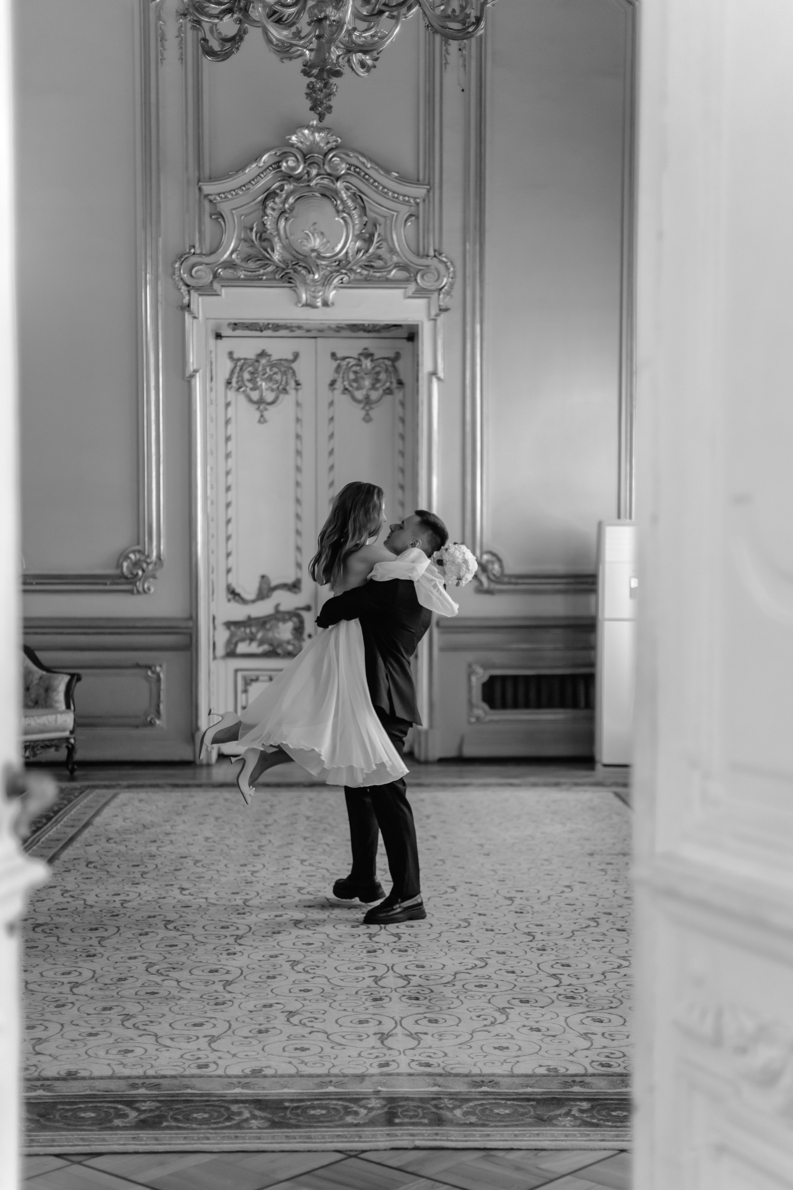 Дождь, жара и Эрмитаж. Свадебный и семейный фотограф Арина Кулёва