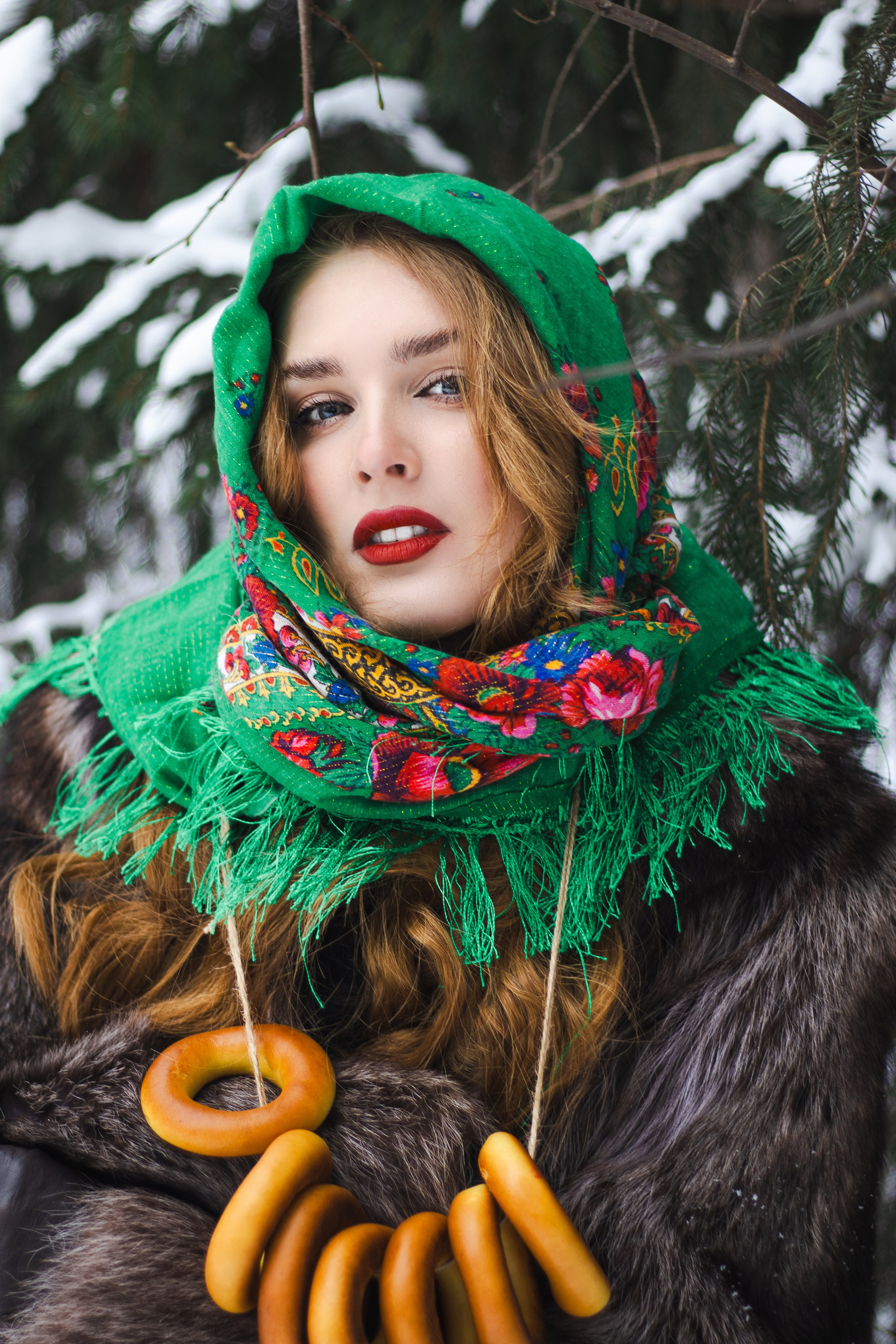 Юля съёмка в стиле Russian Girl. Анастасия Головерова фотограф Новосибирск