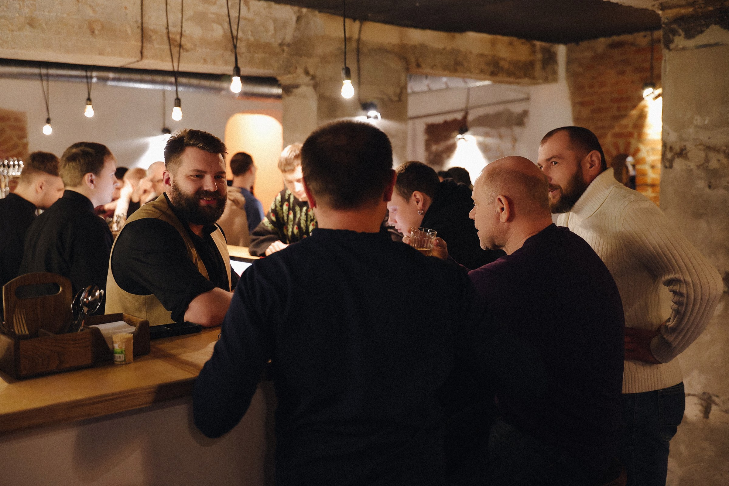 /РЕПОРТАЖ/ Открытие «Квартира Онфима». Свадебный фотограф Великий Новгород Станислав Кособудский