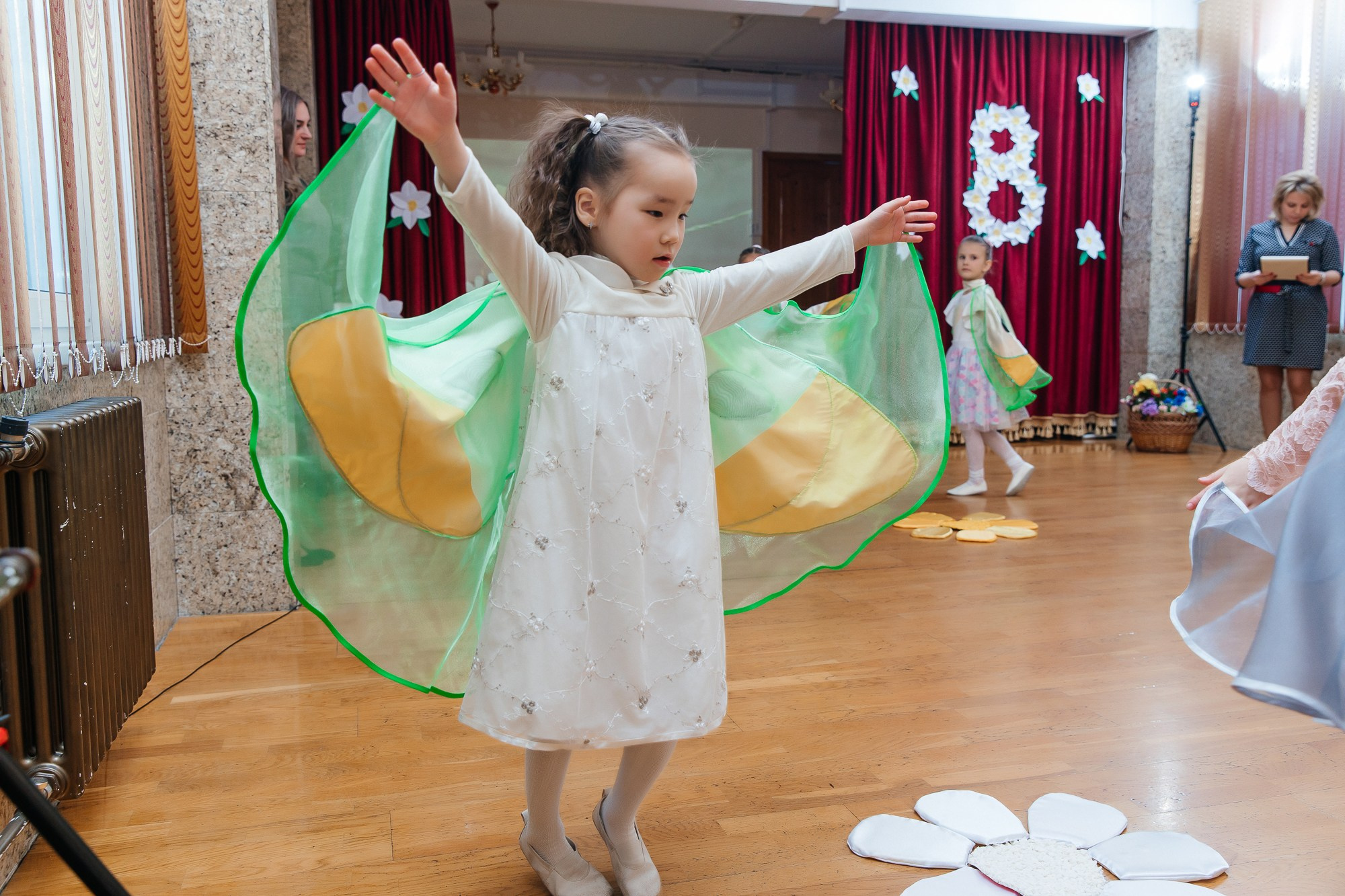 Детский сад № 93 — Утренник (10.03.2023). Свадебный и семейный фотограф Крамар Наталья