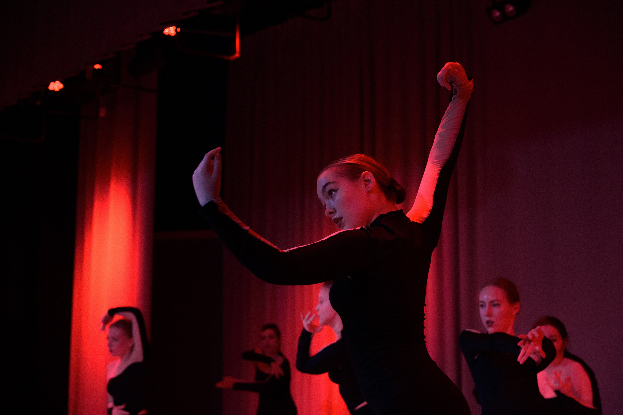 ТАНЦЫ. Свадебный фотограф в Новосибирске Алена Цизман