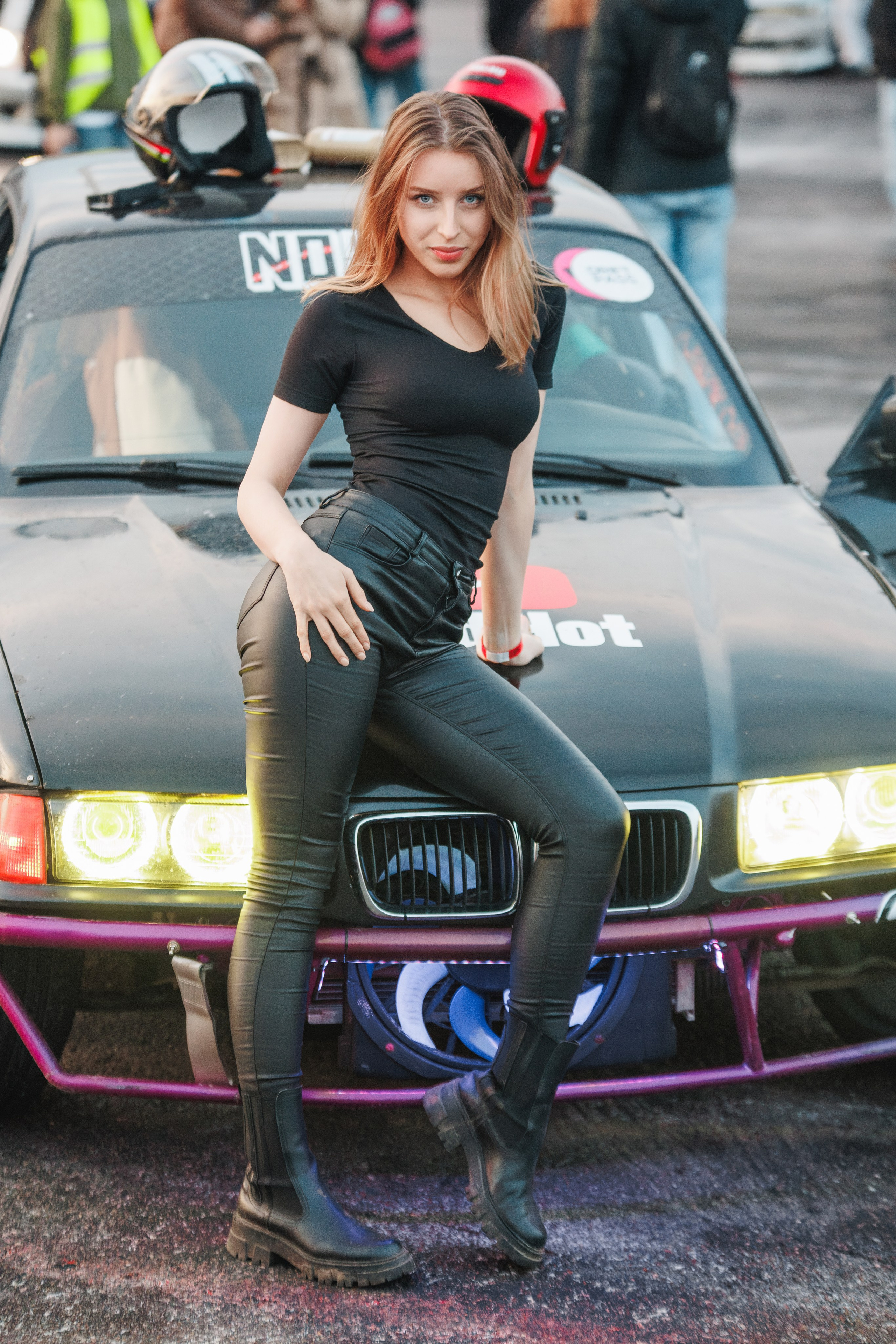 Выставка и дрифт машин. Репортажный фотограф. Москва. Алина Ланская