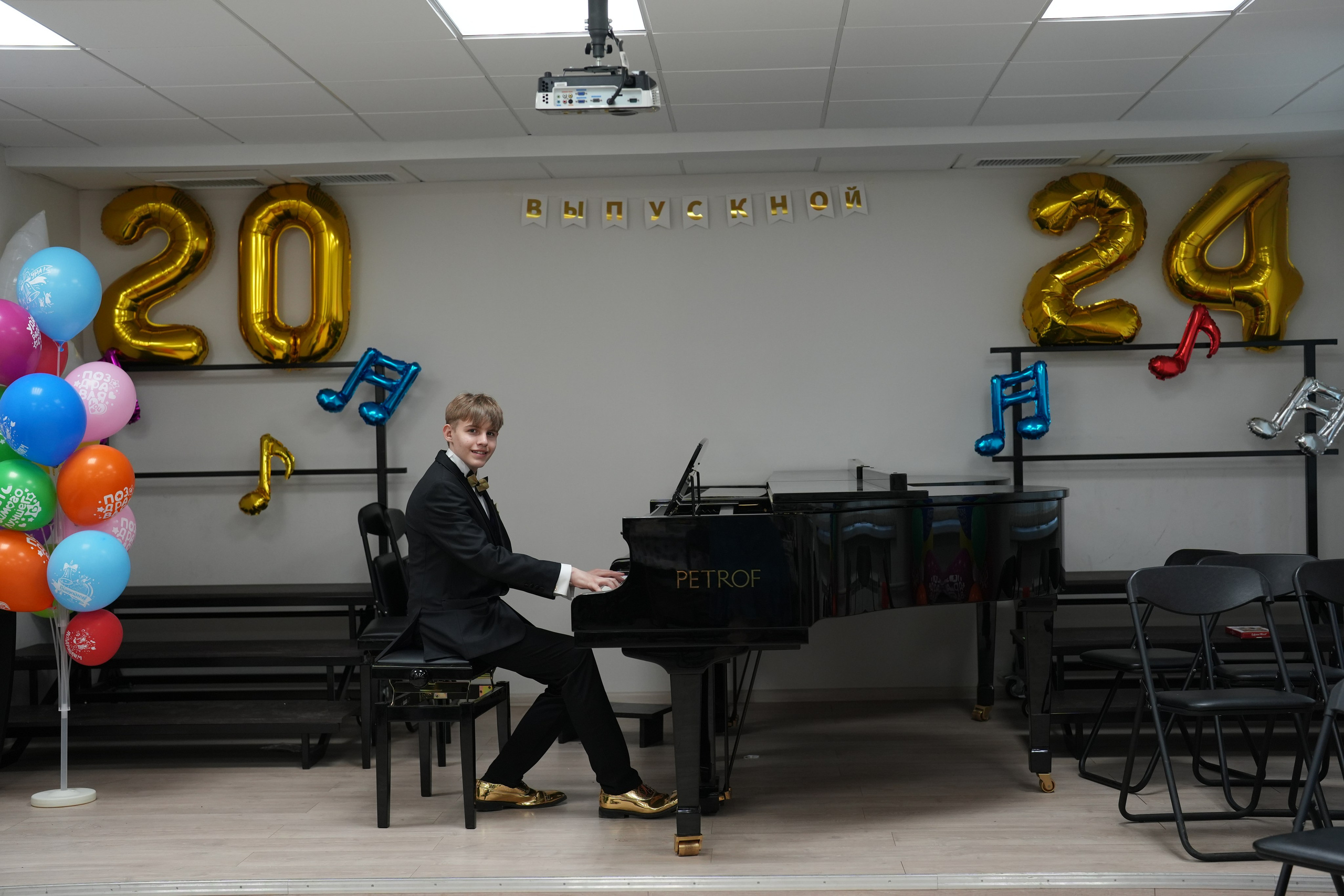 Выпускной в музыкально-хоровой школе г. Москвы № 106. Семейный и детский фотограф в Москве Оксана Чибизова