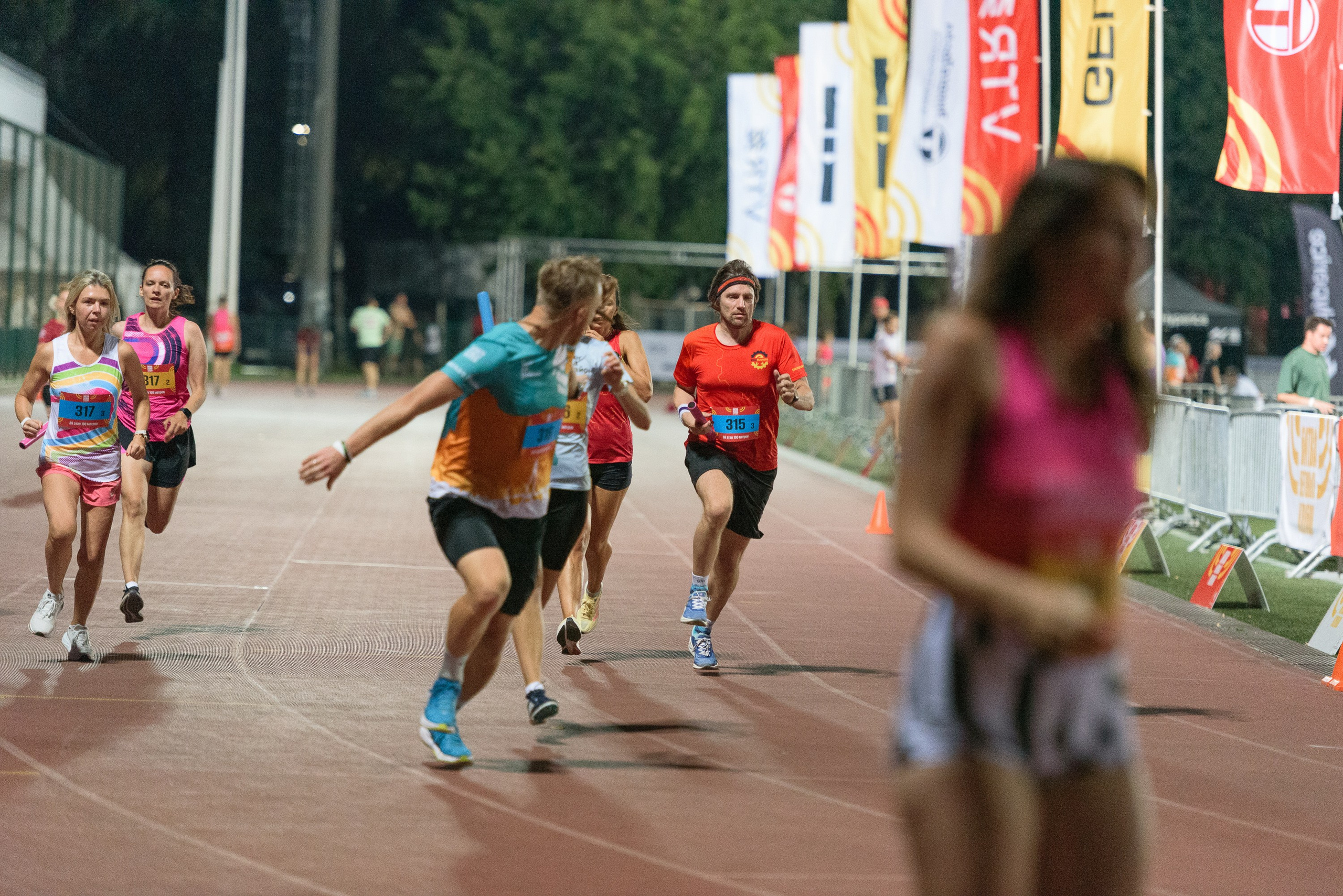 Битва беговых клубов. Репортажный фотограф Сергей Квартальнов