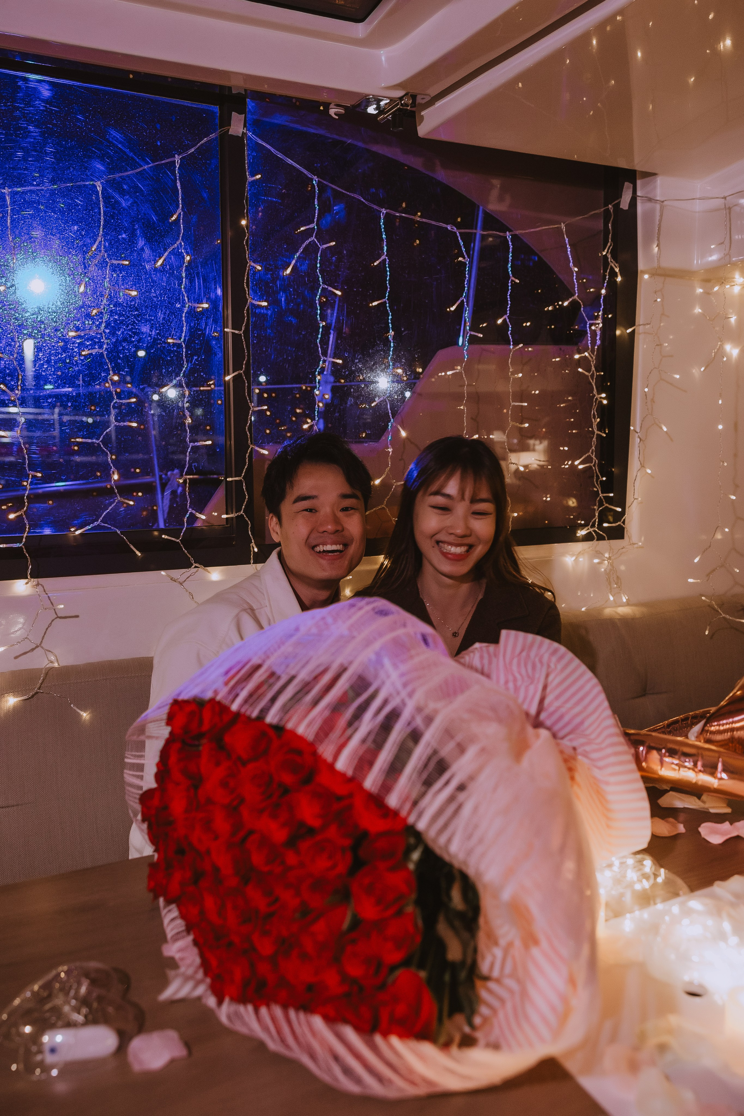 Предложение руки и сердца на яхте во время вечерней прогулке в Пусане. ВАШ ФОТОГРАФ В ПУСАНЕ (Южная Корея) Александра Ануфрий