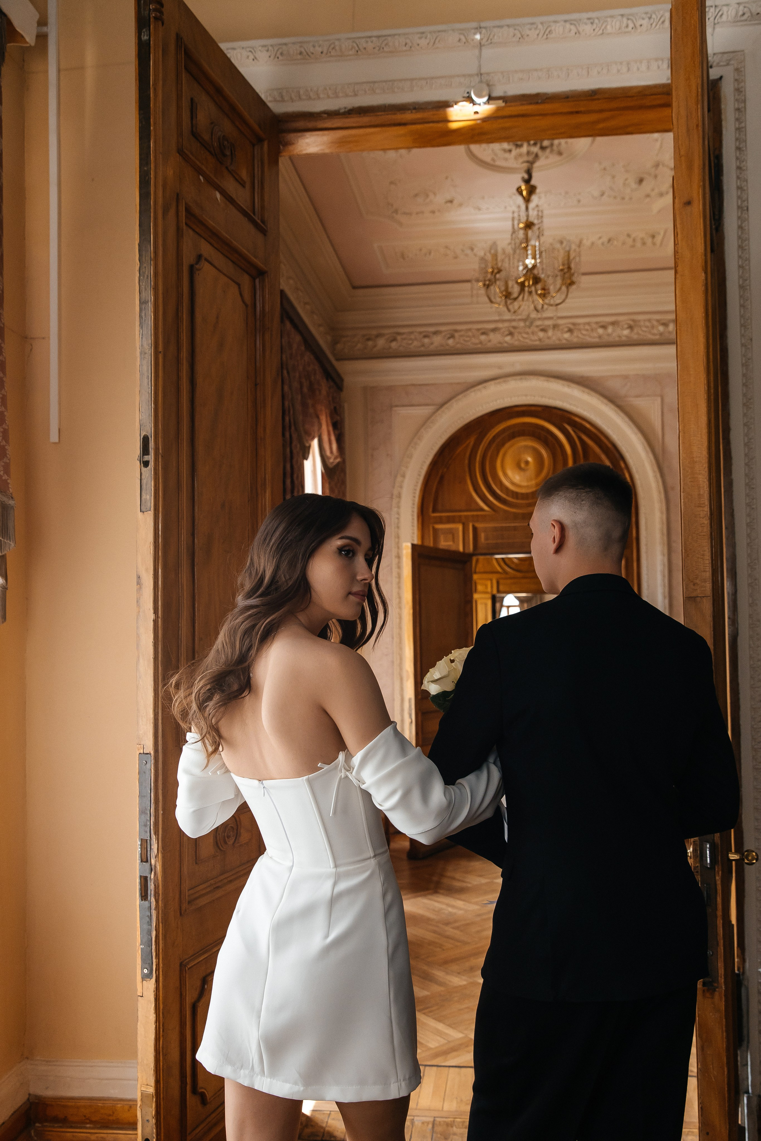 Свадебная фотосессия в Библиотеке-читальне им. А. С. Пушкина. Фотограф и видеограф Анна Домашенко