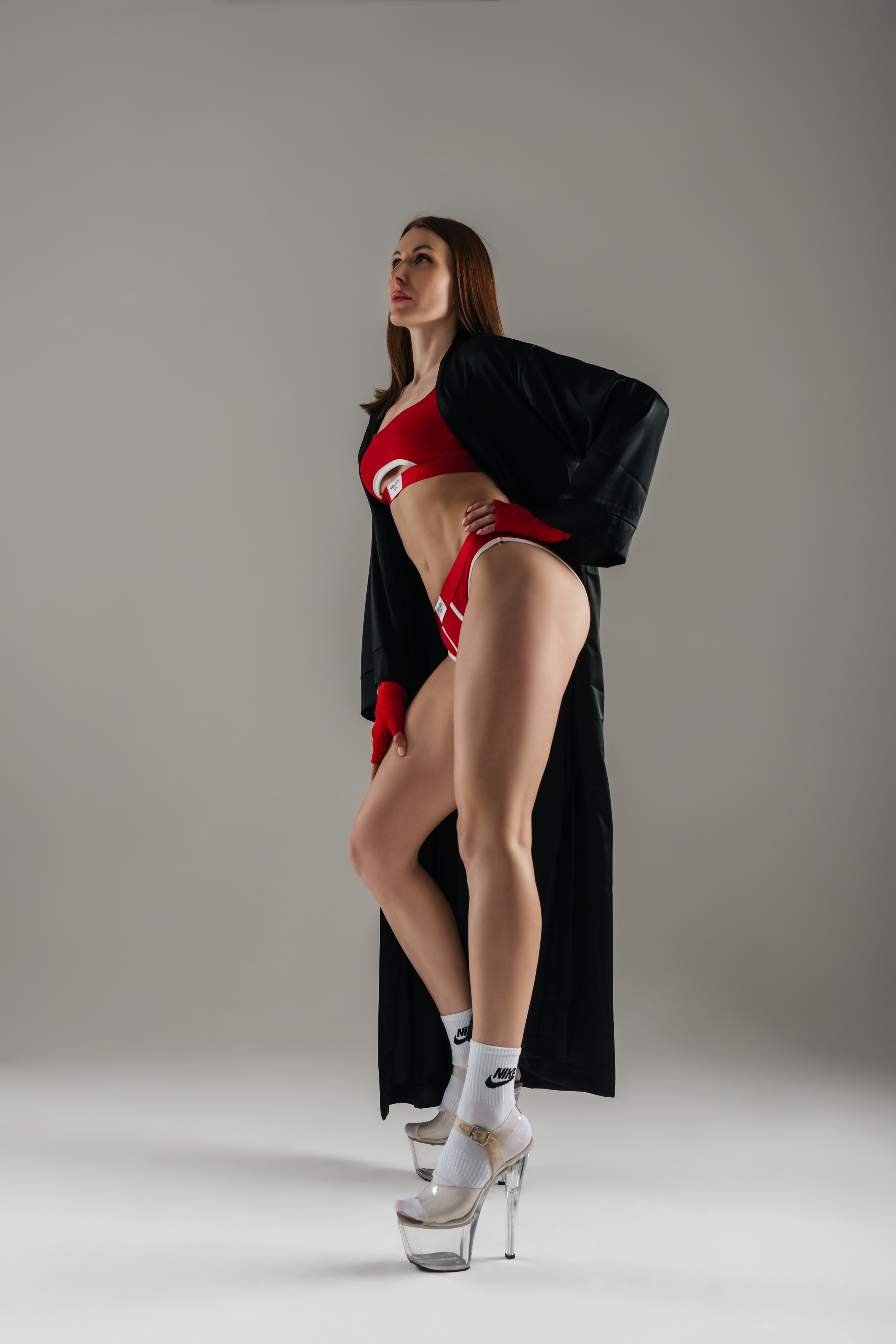 Опасная леди в перчатках. Belichev45foto.ru