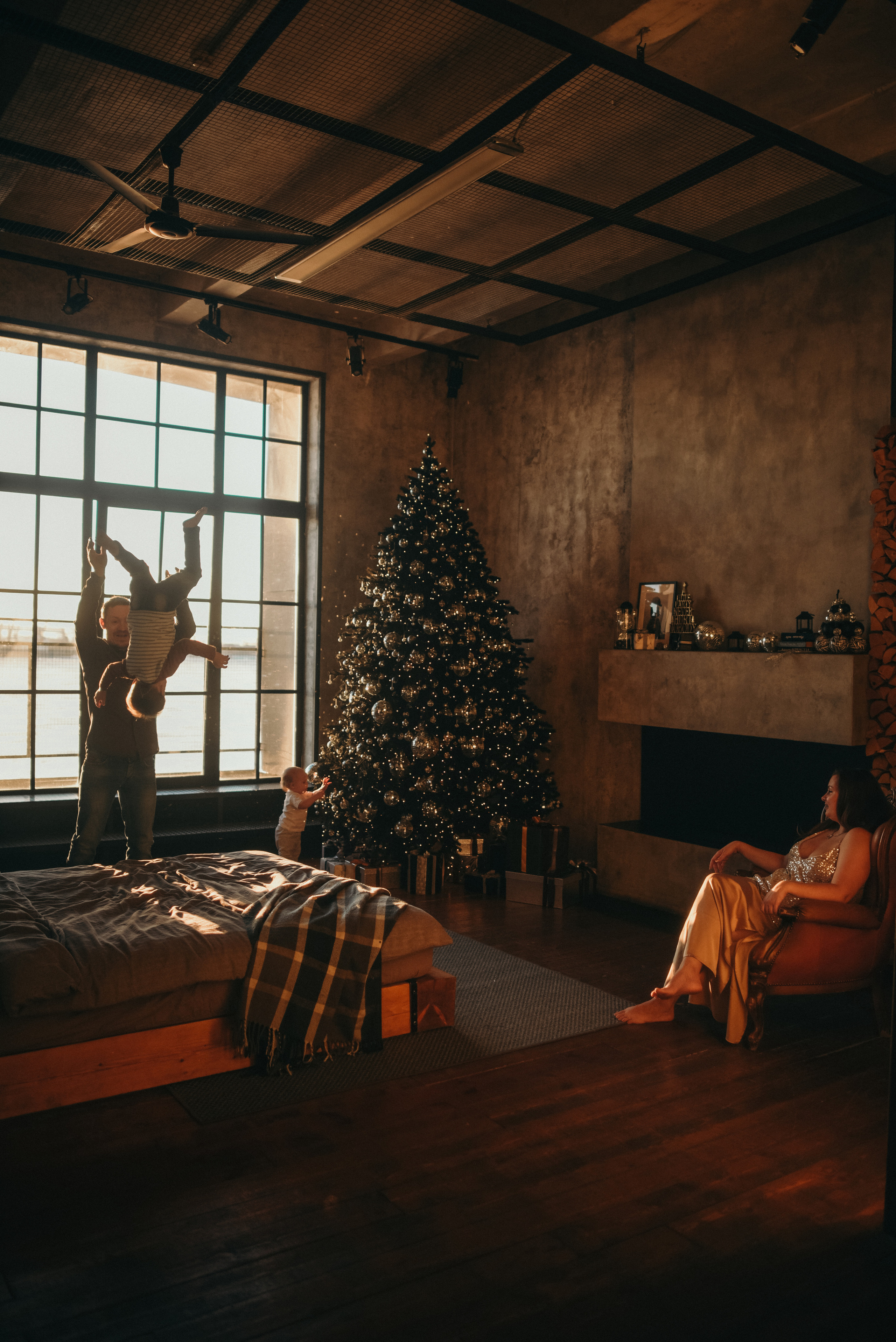 Новогодняя фотосессия в студии. Марианна, Степан, Илларион и Тихон. Семейный и свадебный фотограф в Санкт-Петербурге Яна