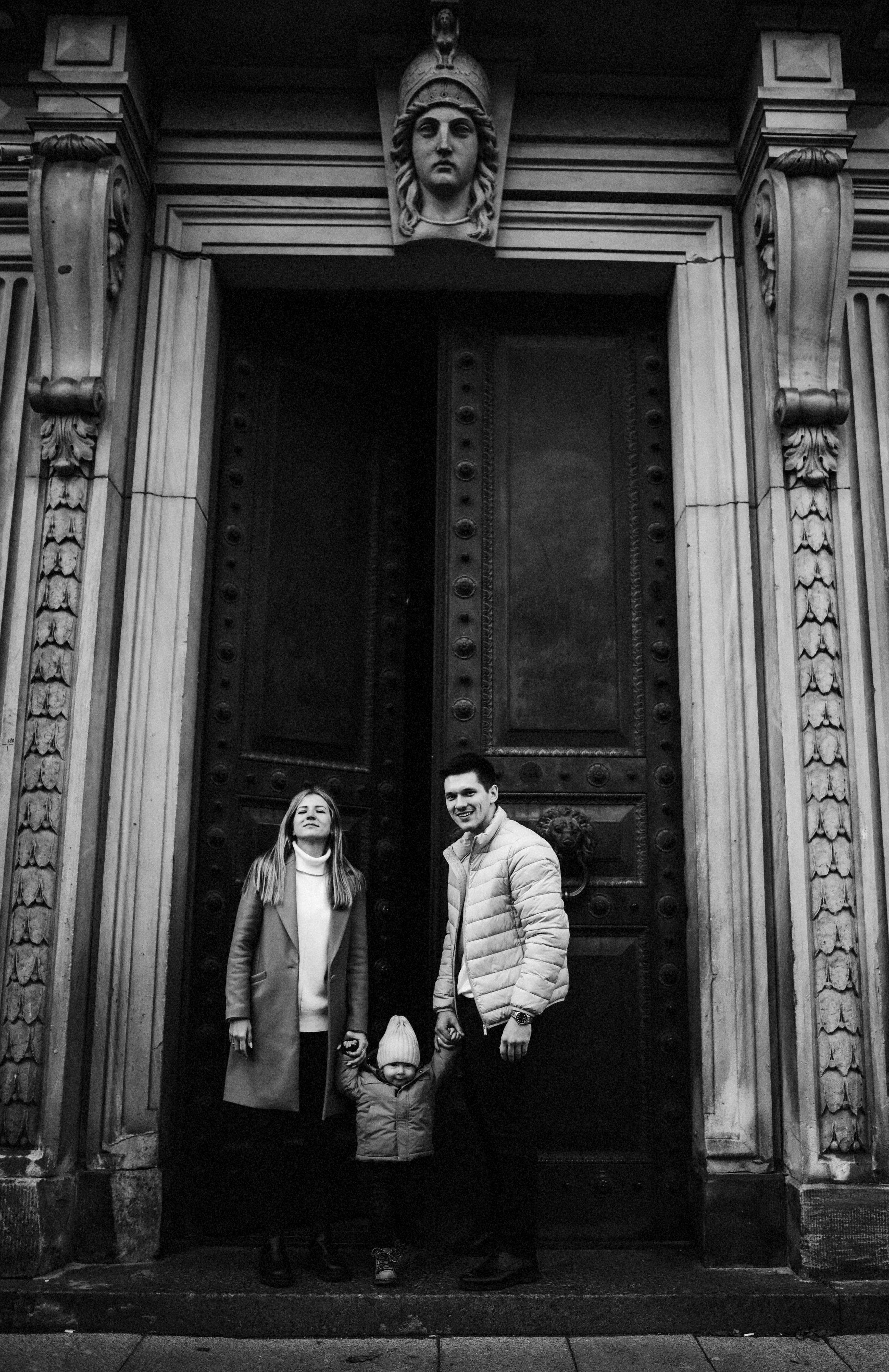 Фотопрогулка по центру СПб Елена, Влад и Миша. Семейный и свадебный фотограф в Санкт-Петербурге Яна