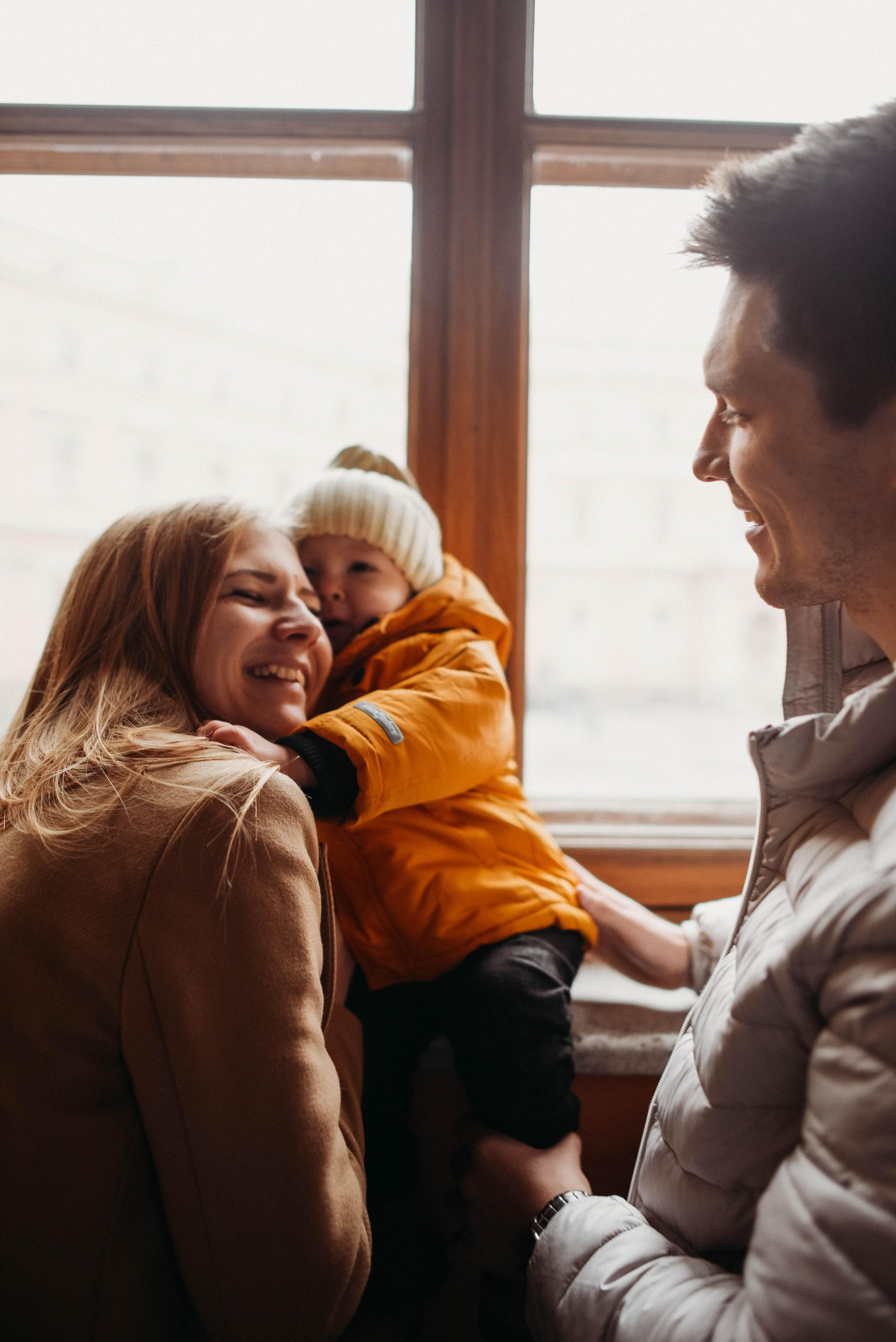 Фотопрогулка по центру СПб Елена, Влад и Миша. Семейный и свадебный фотограф в Санкт-Петербурге Яна