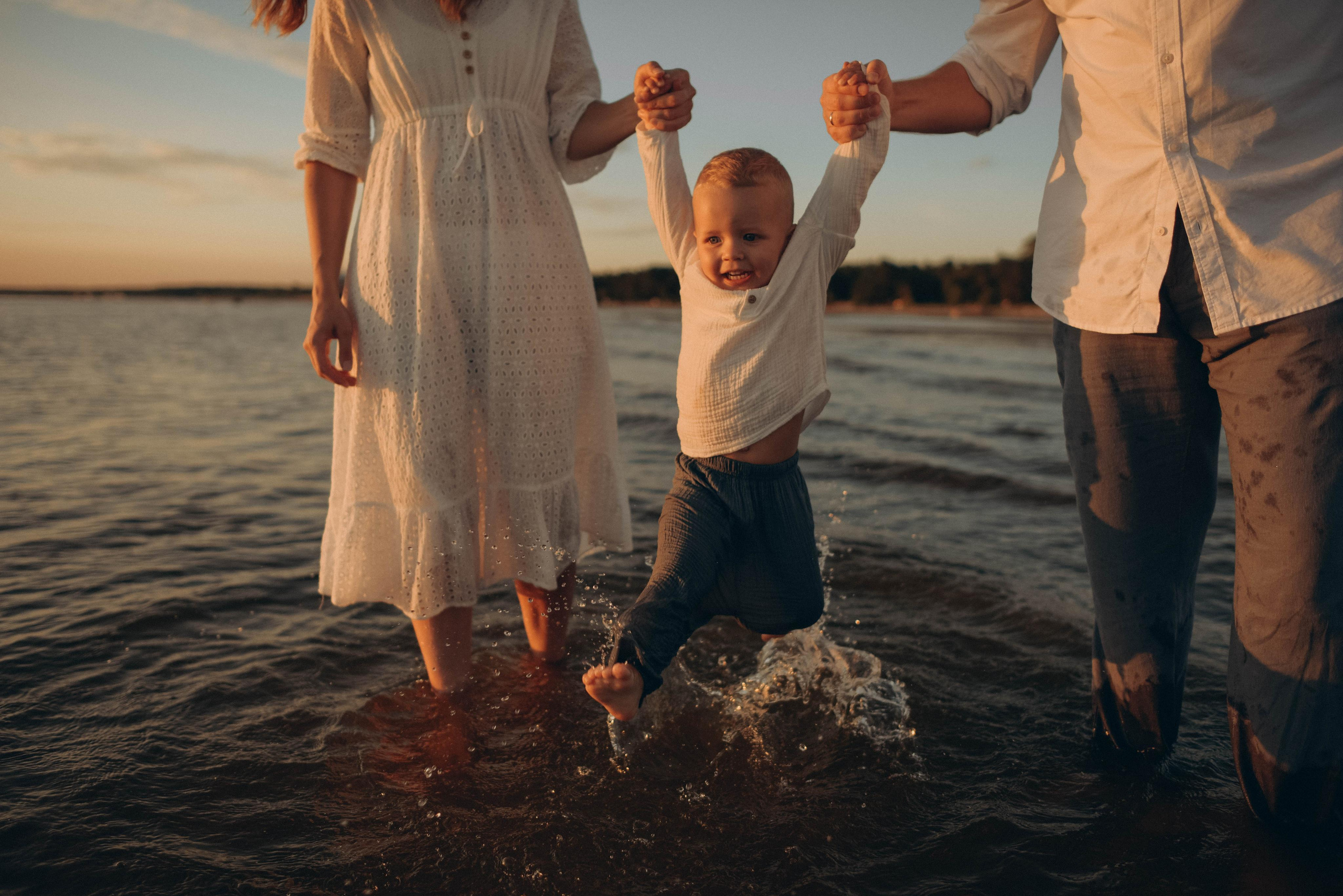 Пикник на заливе. Наташа, Максим и Денис. Семейный и свадебный фотограф в Санкт-Петербурге Яна