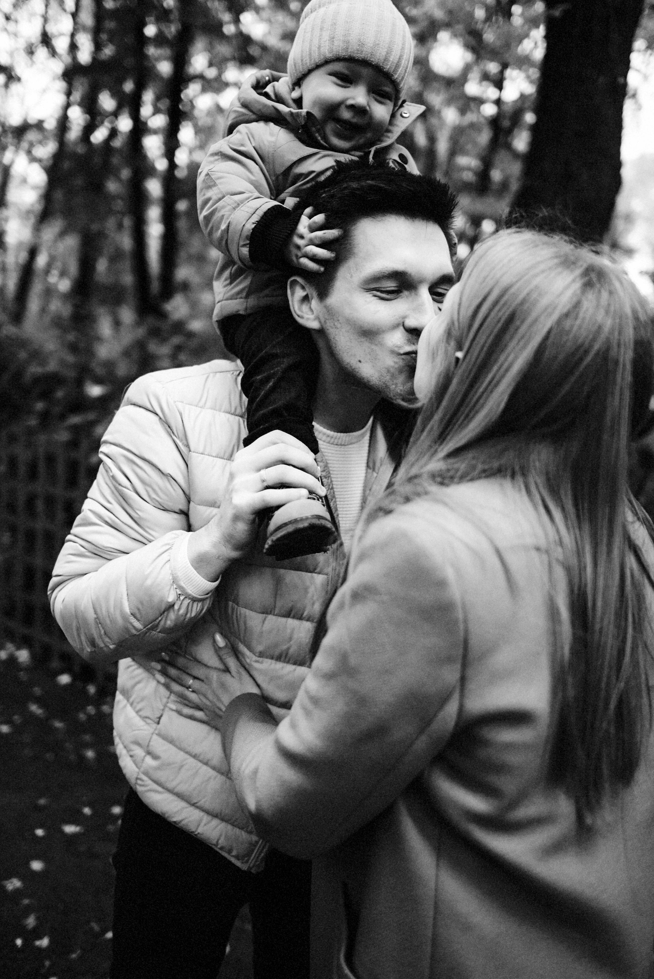 Фотопрогулка по центру СПб Елена, Влад и Миша. Семейный и свадебный фотограф в Санкт-Петербурге Яна