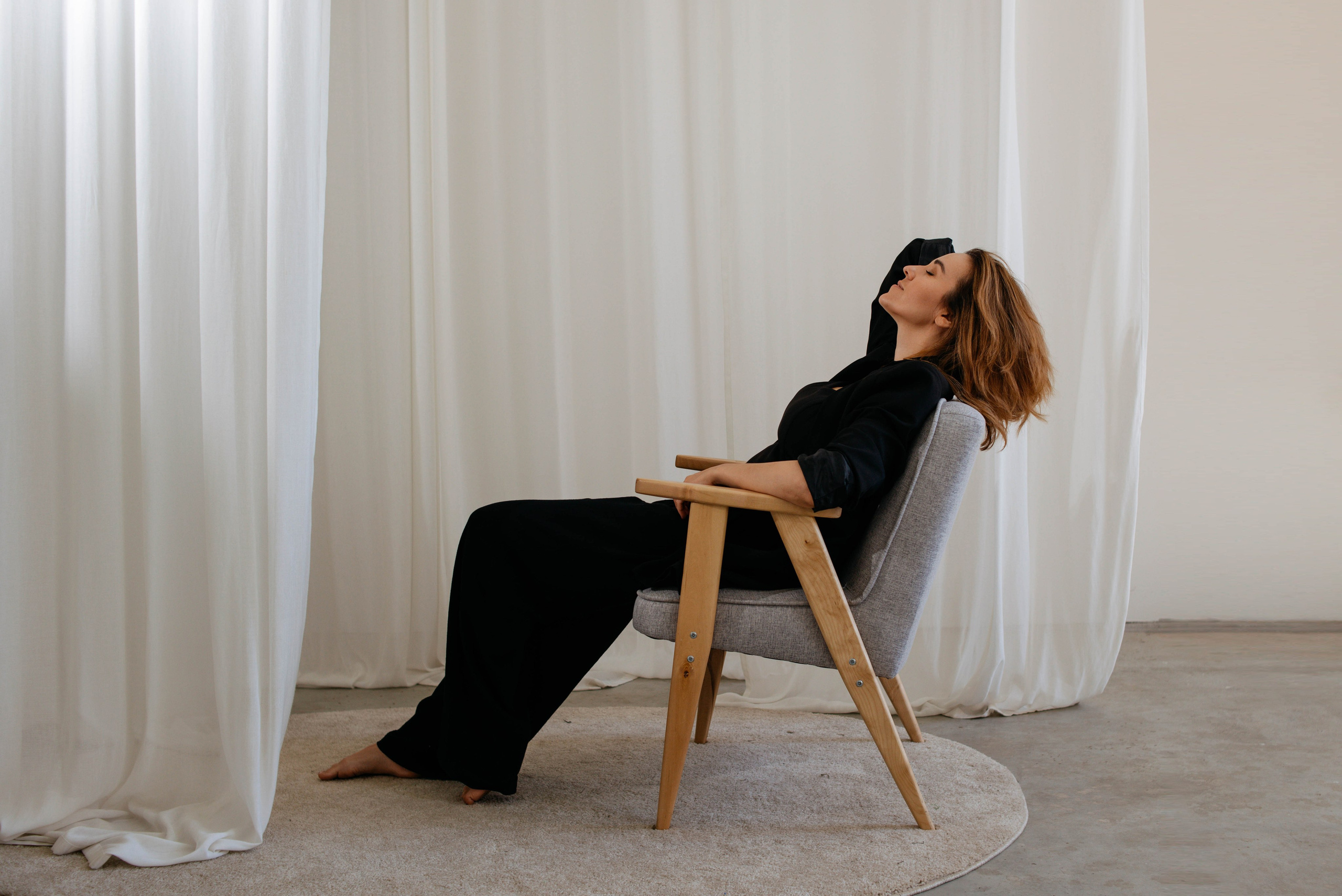 Трансформационная фотоссесия с цветным светом и яркими образами. Фотограф в Санкт-Петербурге Марина Парникова