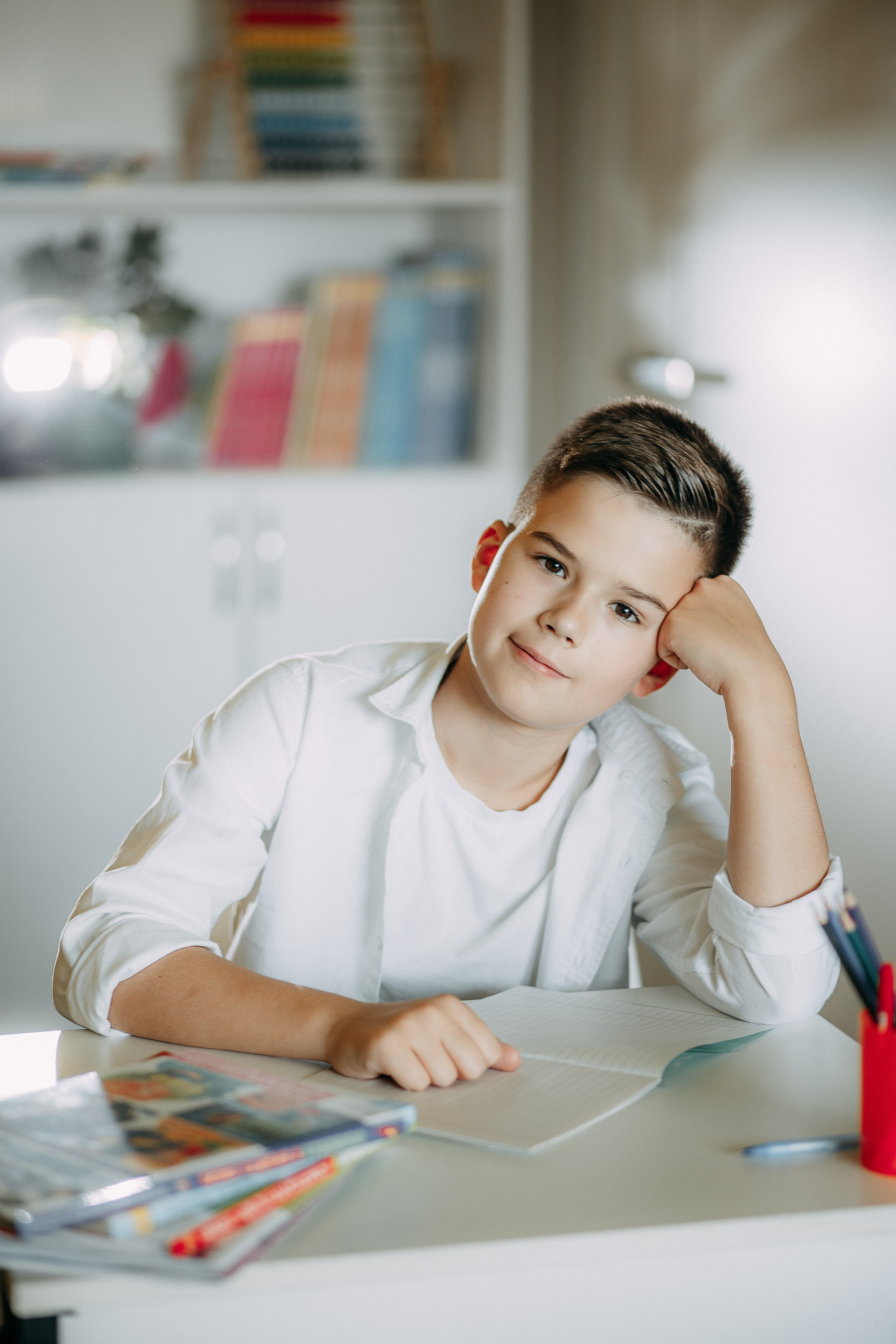 ШКОЛЬНЫЕ. ДИНИСЛАМ ГАЛЕЕВ | ФОТОГРАФ | МОСКВА