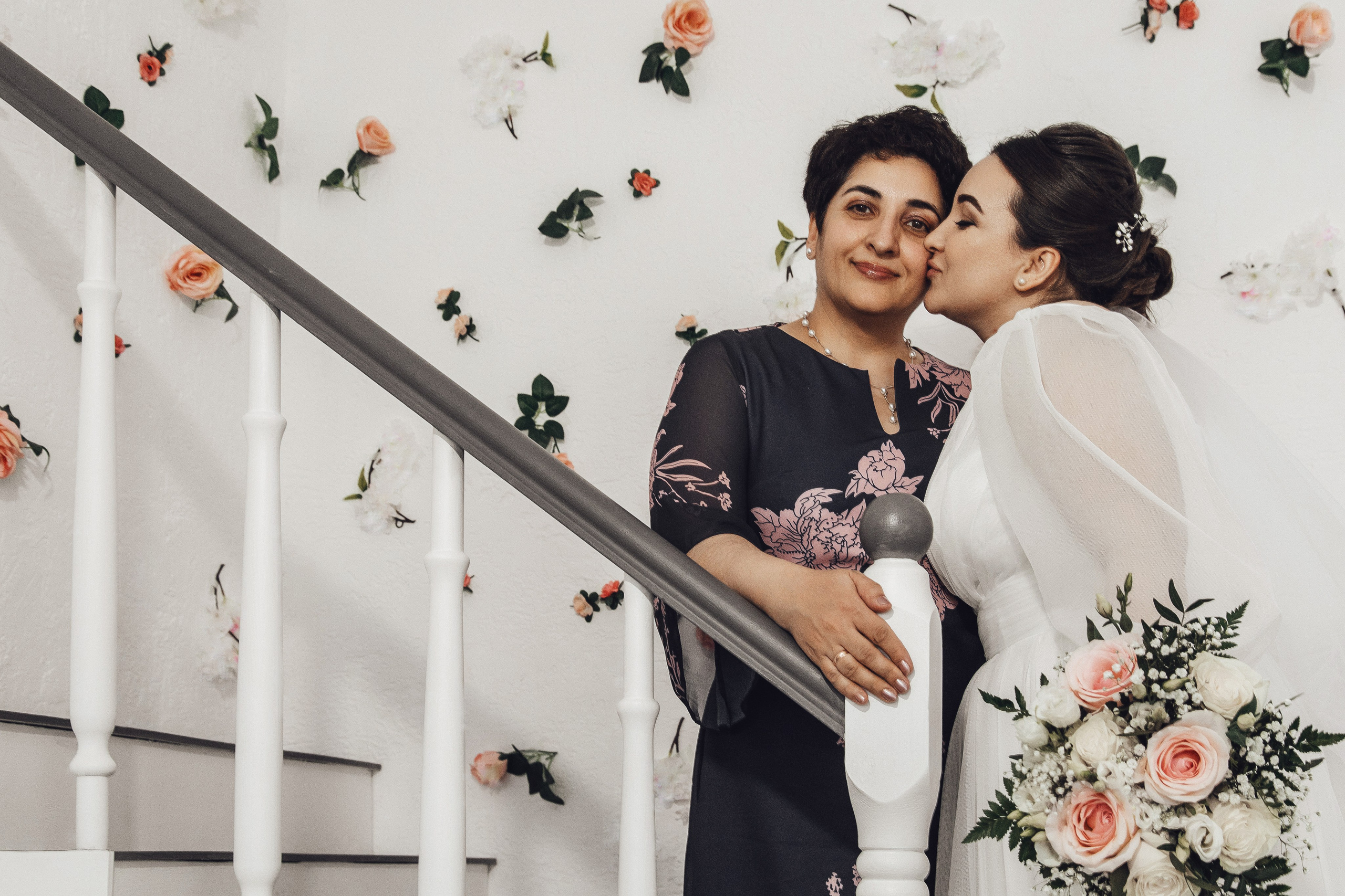 S & E. Street photographer