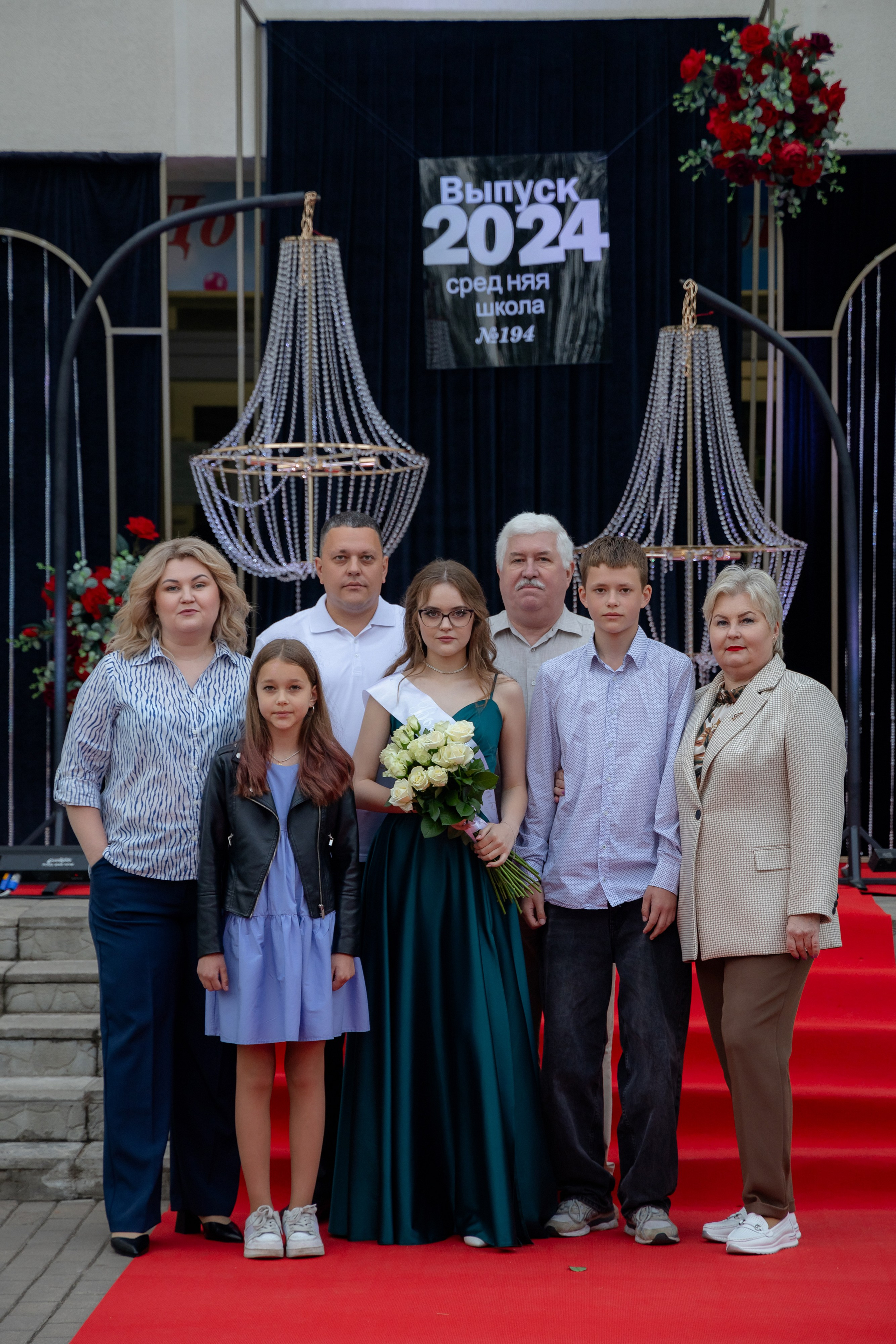 Школьный выпускной 2024 год в Соколе (Минск). Свадебный фотограф в Минске/Беларуси Сергей Спиридонов