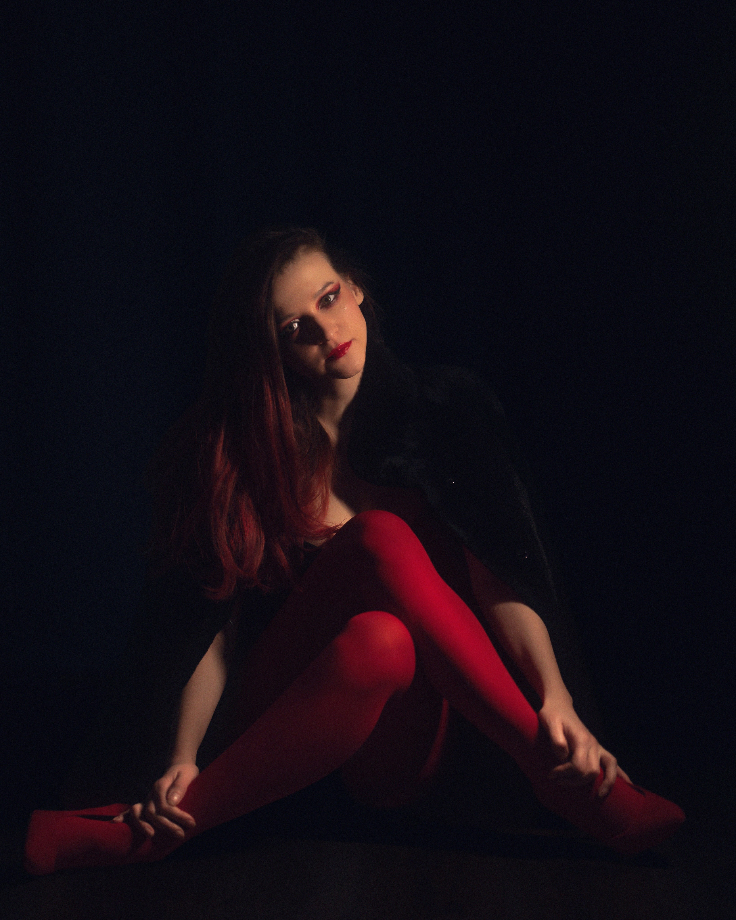 Съёмка с красными колготками. Фотограф, видеограф Пятигорск, Ставрополь, Ессентуки, Petlyakovs_photo