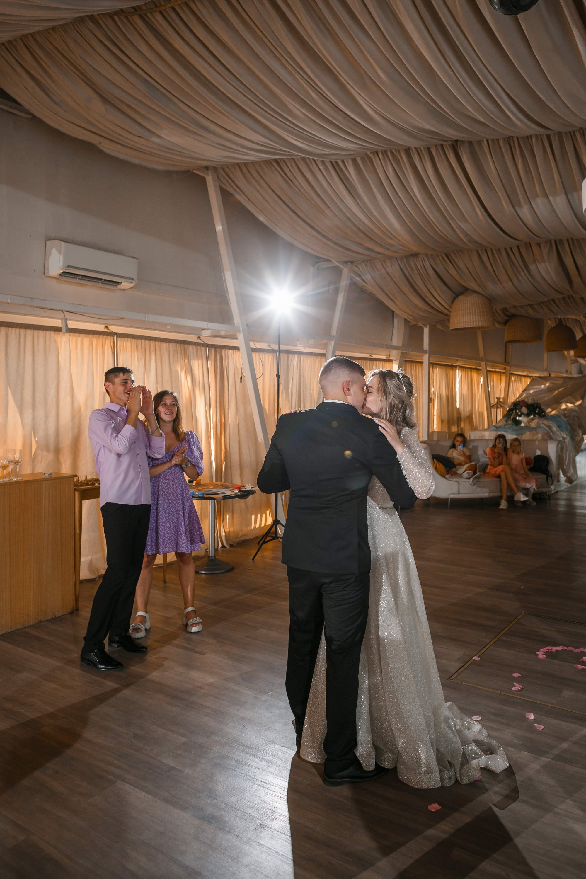 Венчание и свадьба. Свадебный фотограф Игорь Брундасов 8PHOTO на свадьбу венчание загс СПб