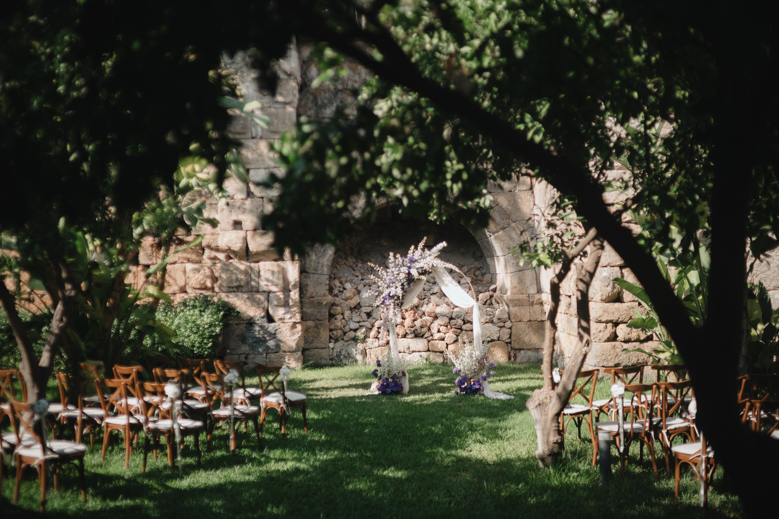 Casa Sur. Wedding & Documentary Photographer based in Nuremberg — available across Europe & Turkey | Vitalii Nasonov