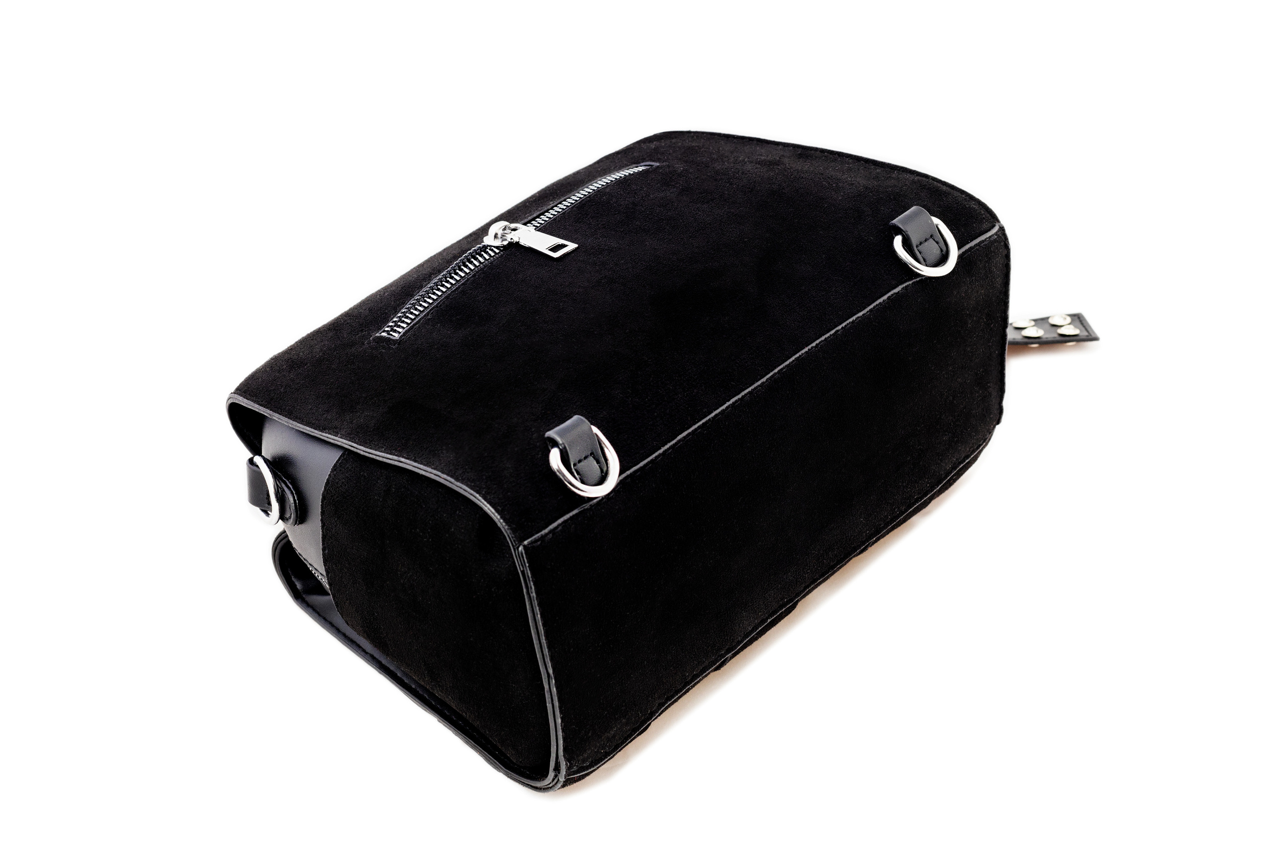 Модельная и предметрая съемка для маркетплейсов. Фотограф в Туле Крупский АнДРей. Фотостудия «КАДР71» в Туле