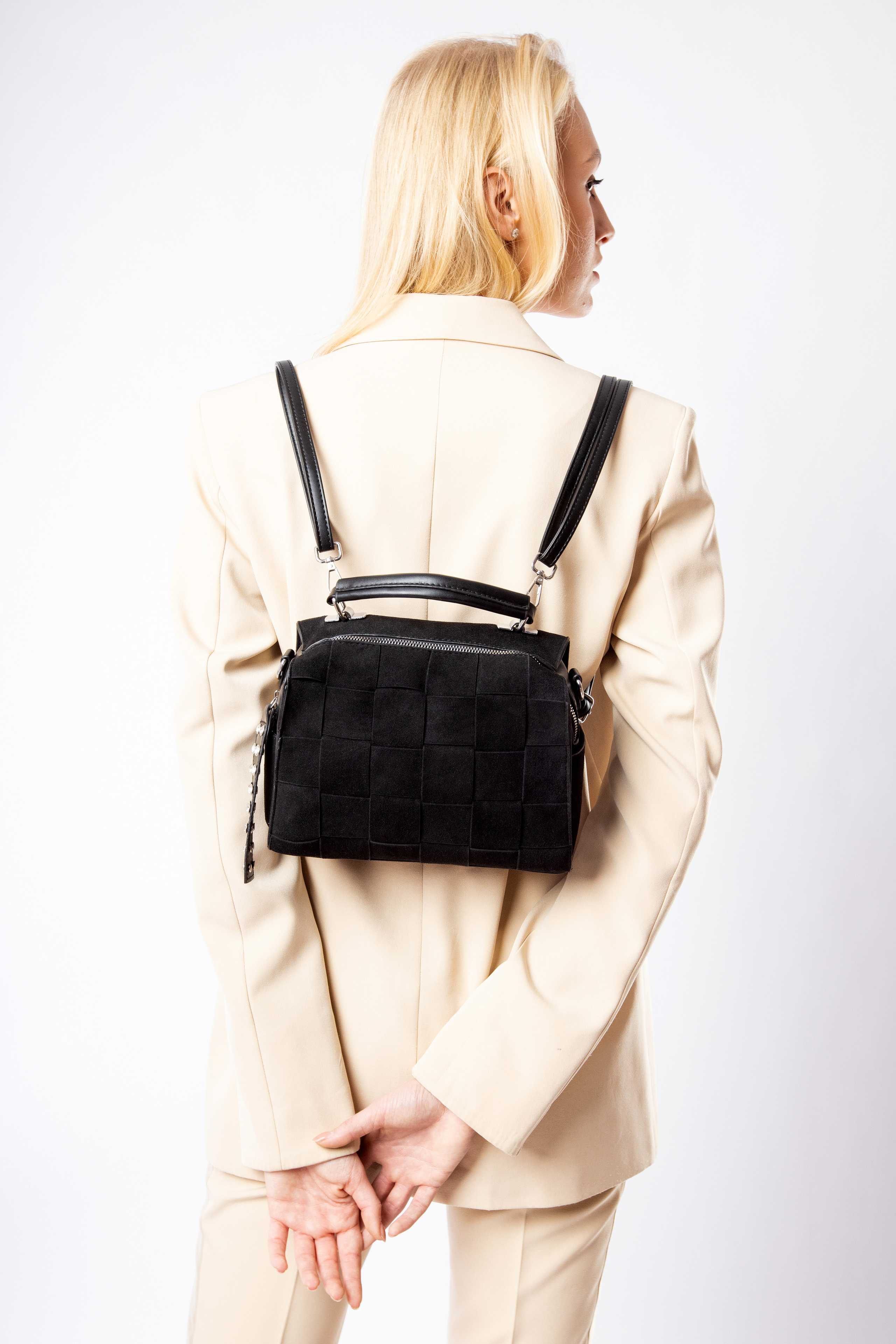 Модельная и предметрая съемка для маркетплейсов. Фотограф в Туле Крупский АнДРей. Фотостудия «КАДР71» в Туле