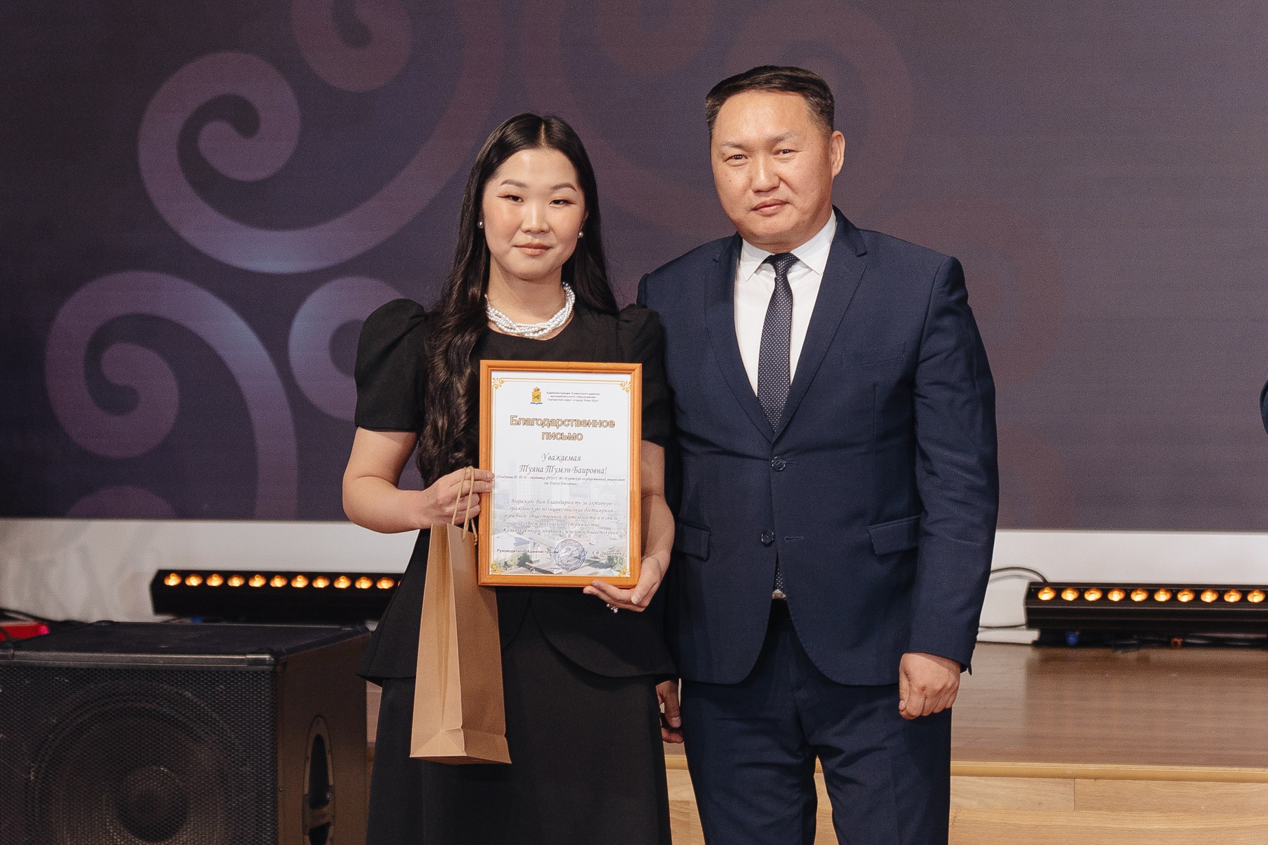 Студенческий бал. Свадебный и семейный фотограф в Улан-Удэ